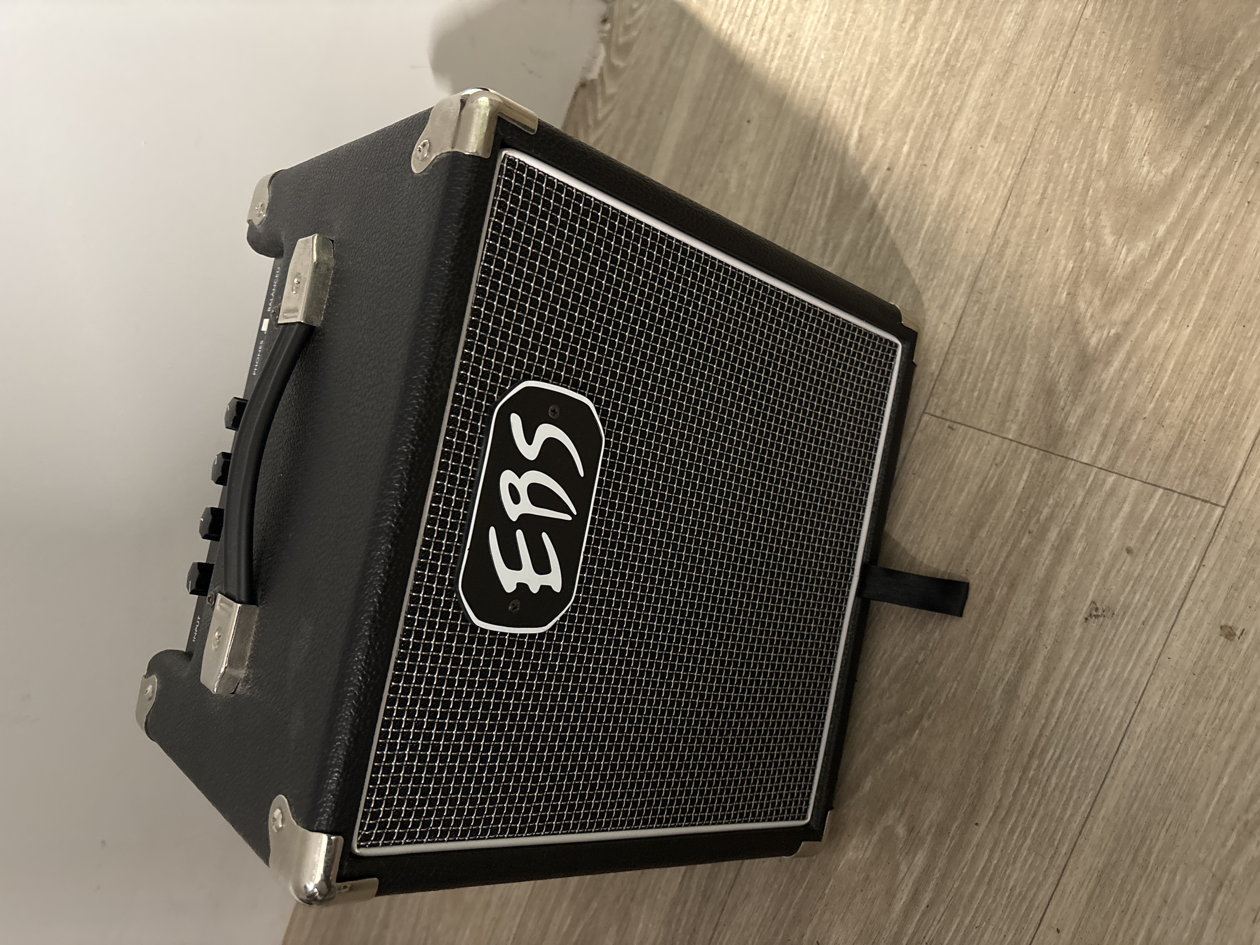 Vends ampli de basse EBS Classic Session 30