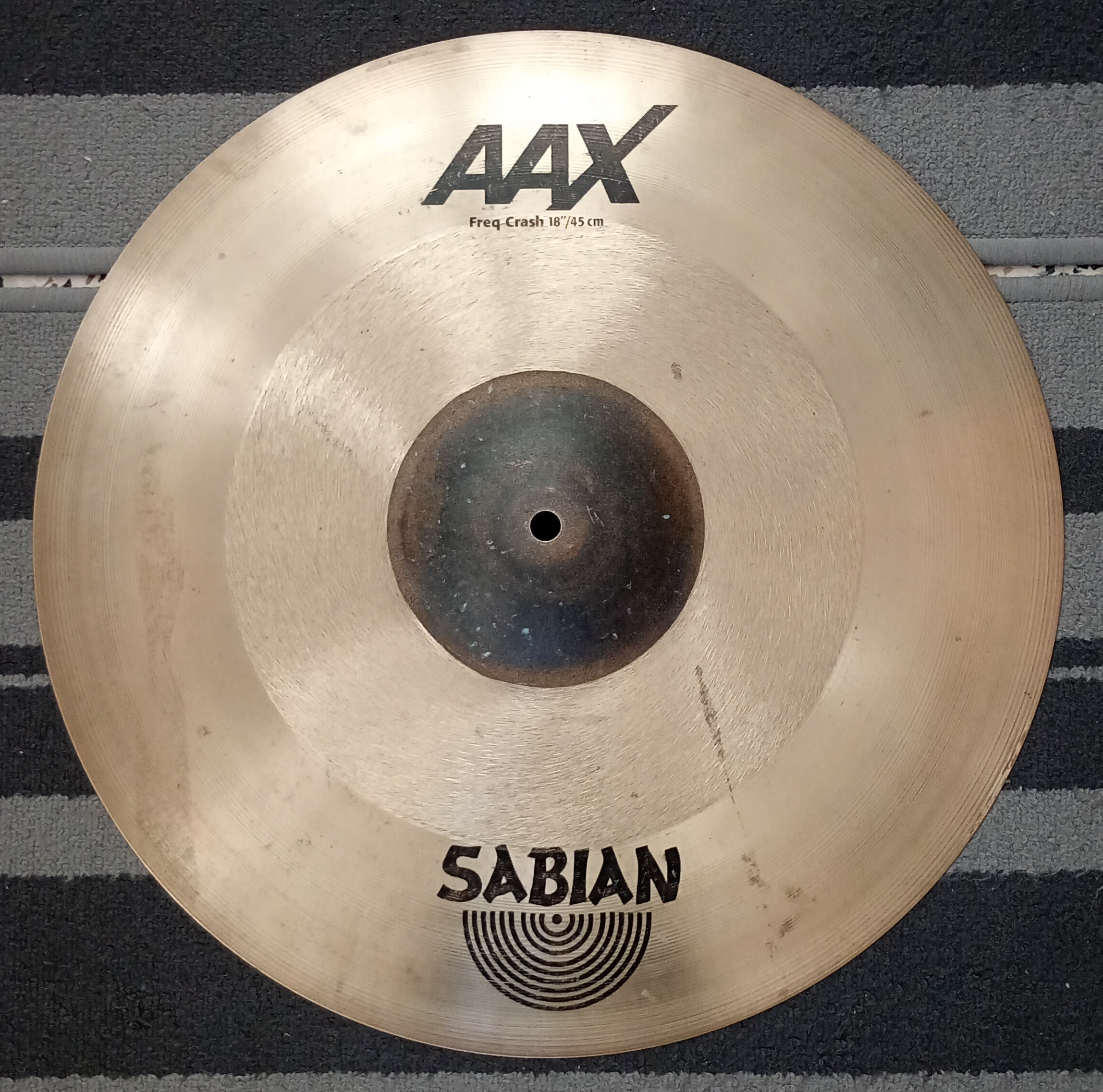 Cymbale SABIAN AAX Freq Crash 18"