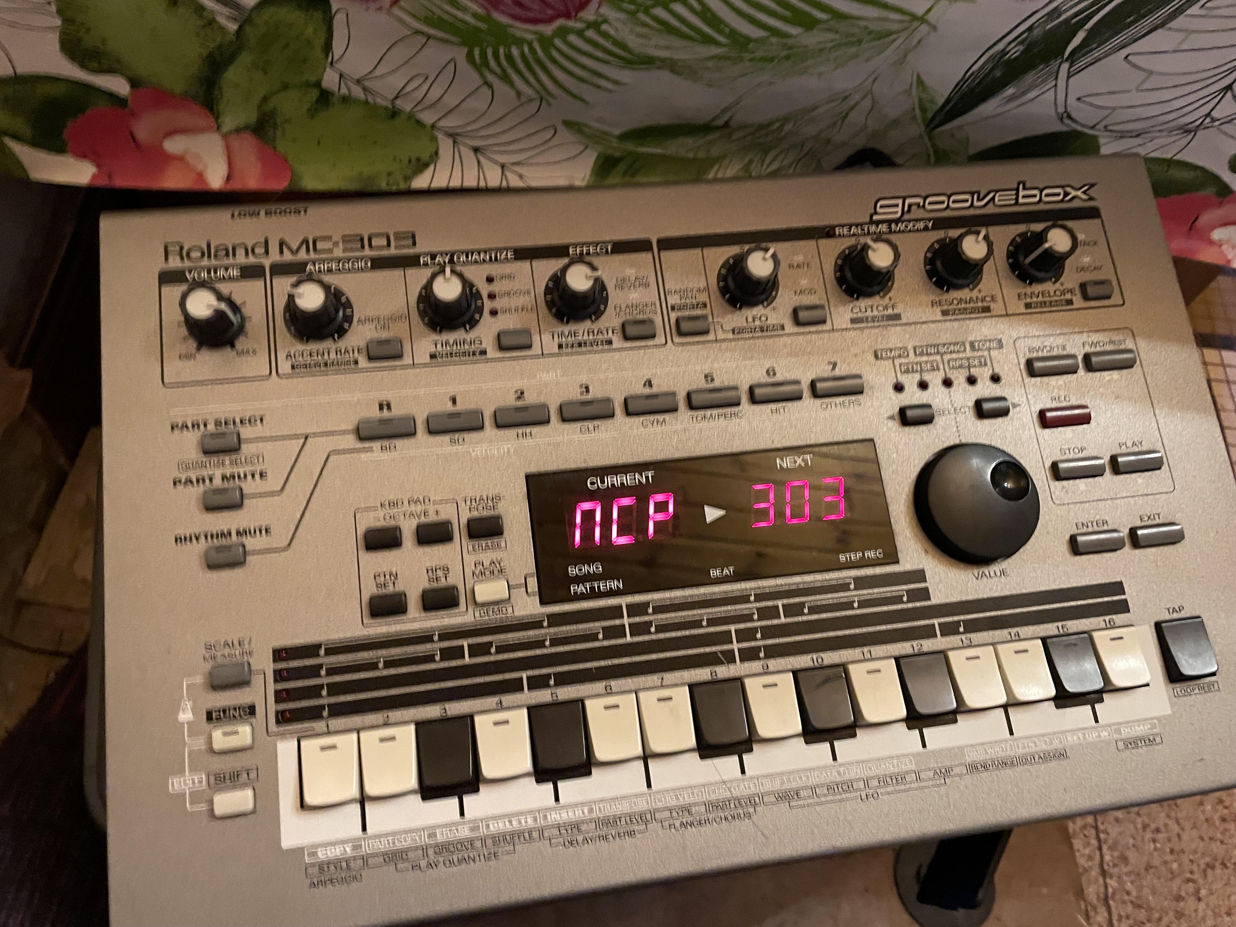 MC 303 groovebox : first one from Roland back in the 90th