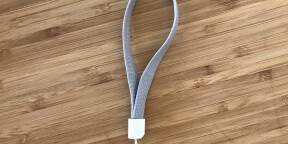 Dragonne de poignet (grise, blanche)