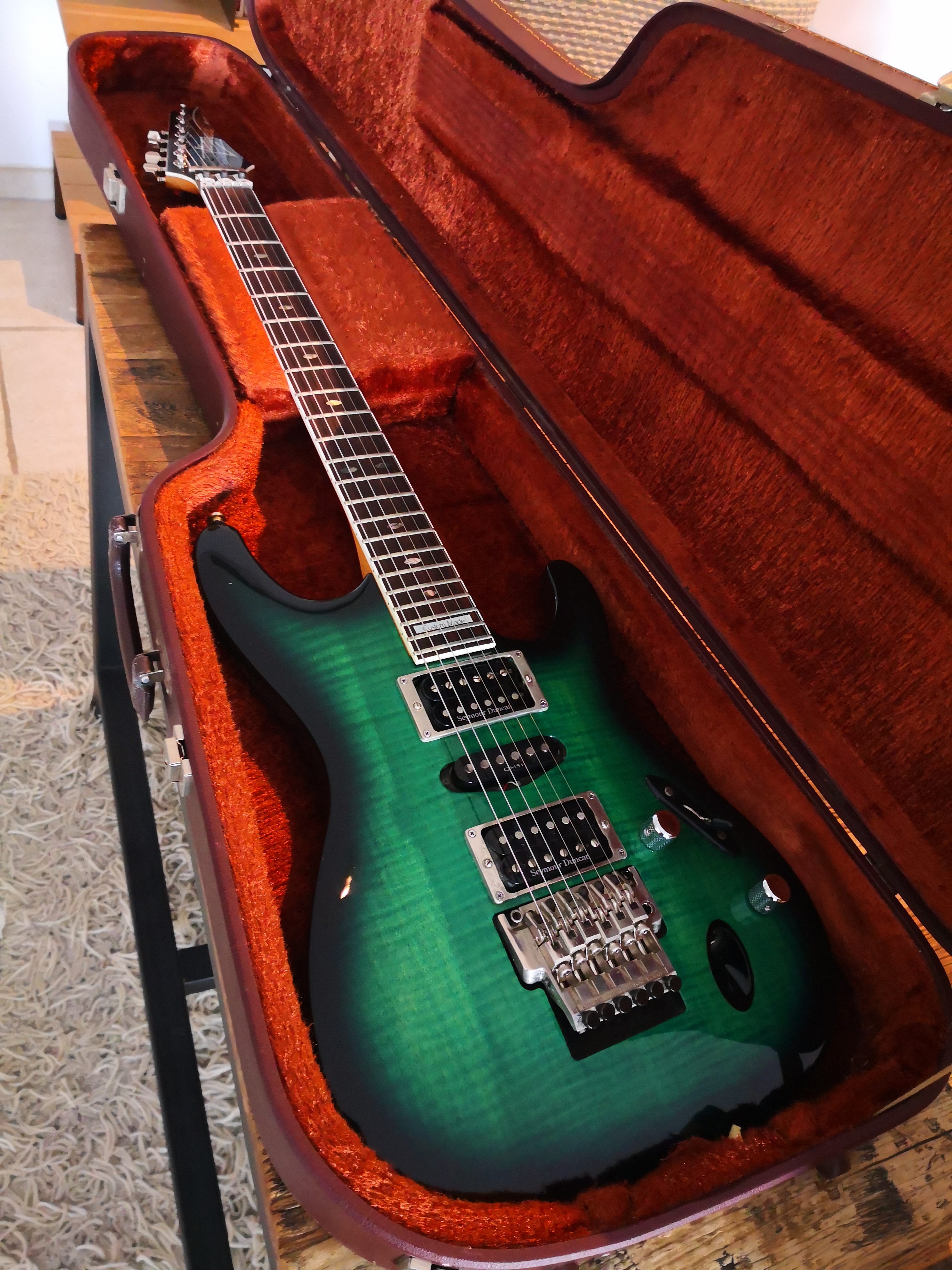 Vends Ibanez S1540FM