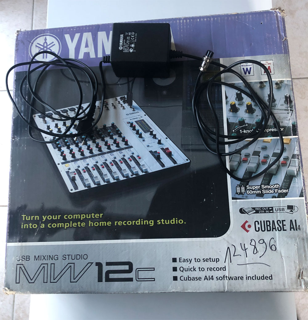 Yamah-boîte-alim