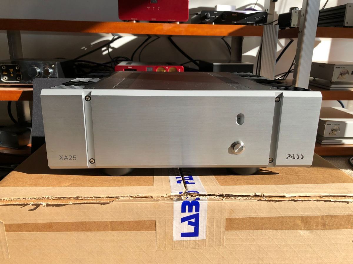 Pass Labs XA25 