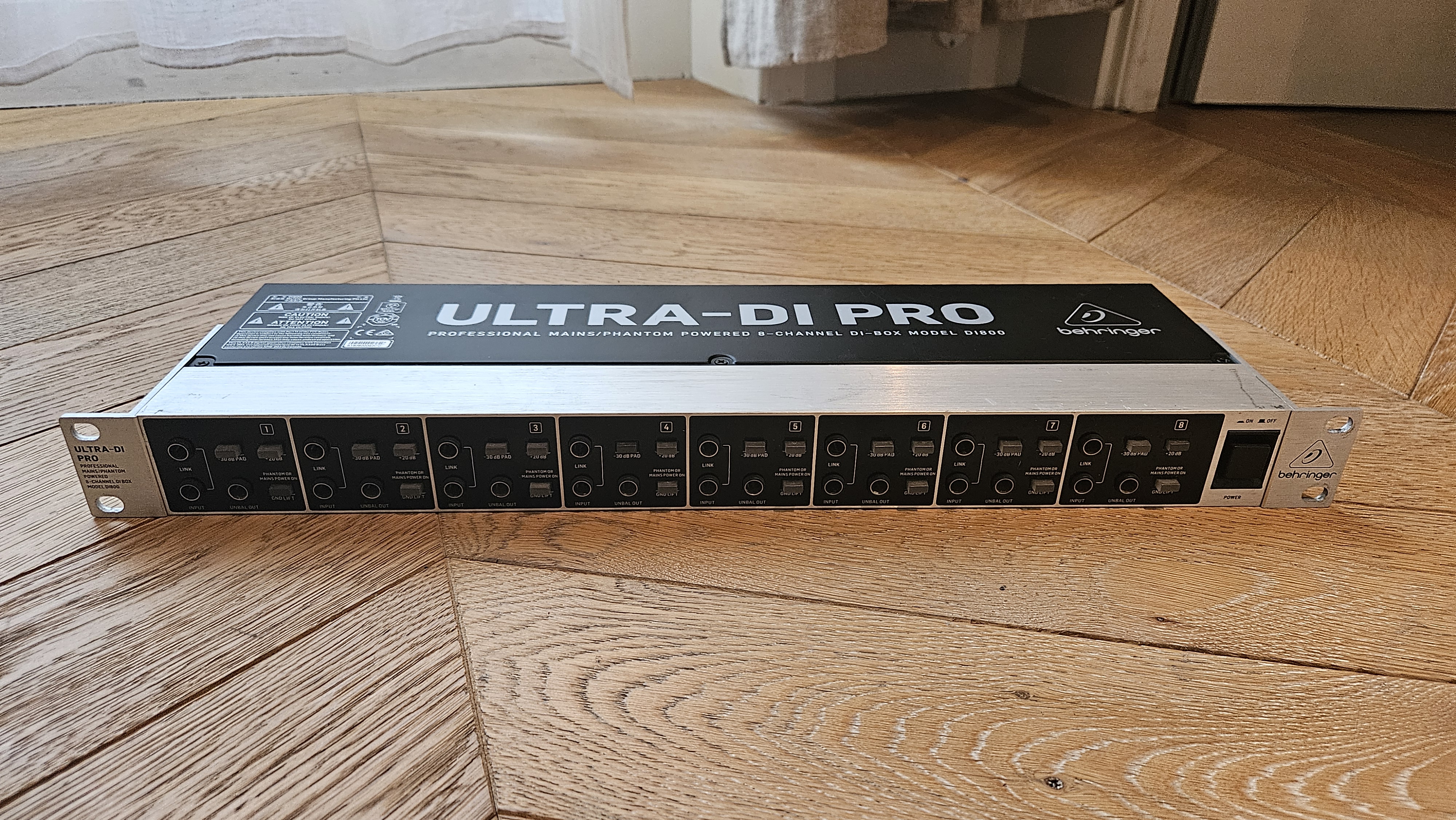 Vends Behringer boitier DI800 Ultra-DI Pro - Occasion