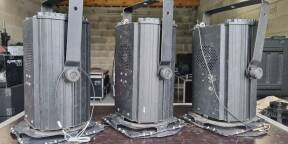 Pack 3 x Eurolite THA 100F fresnels + pièces
