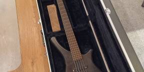 Vends Warwick Fortress One 5 cordes