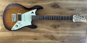 Vends Line 6 James Tyler Variax JTV69