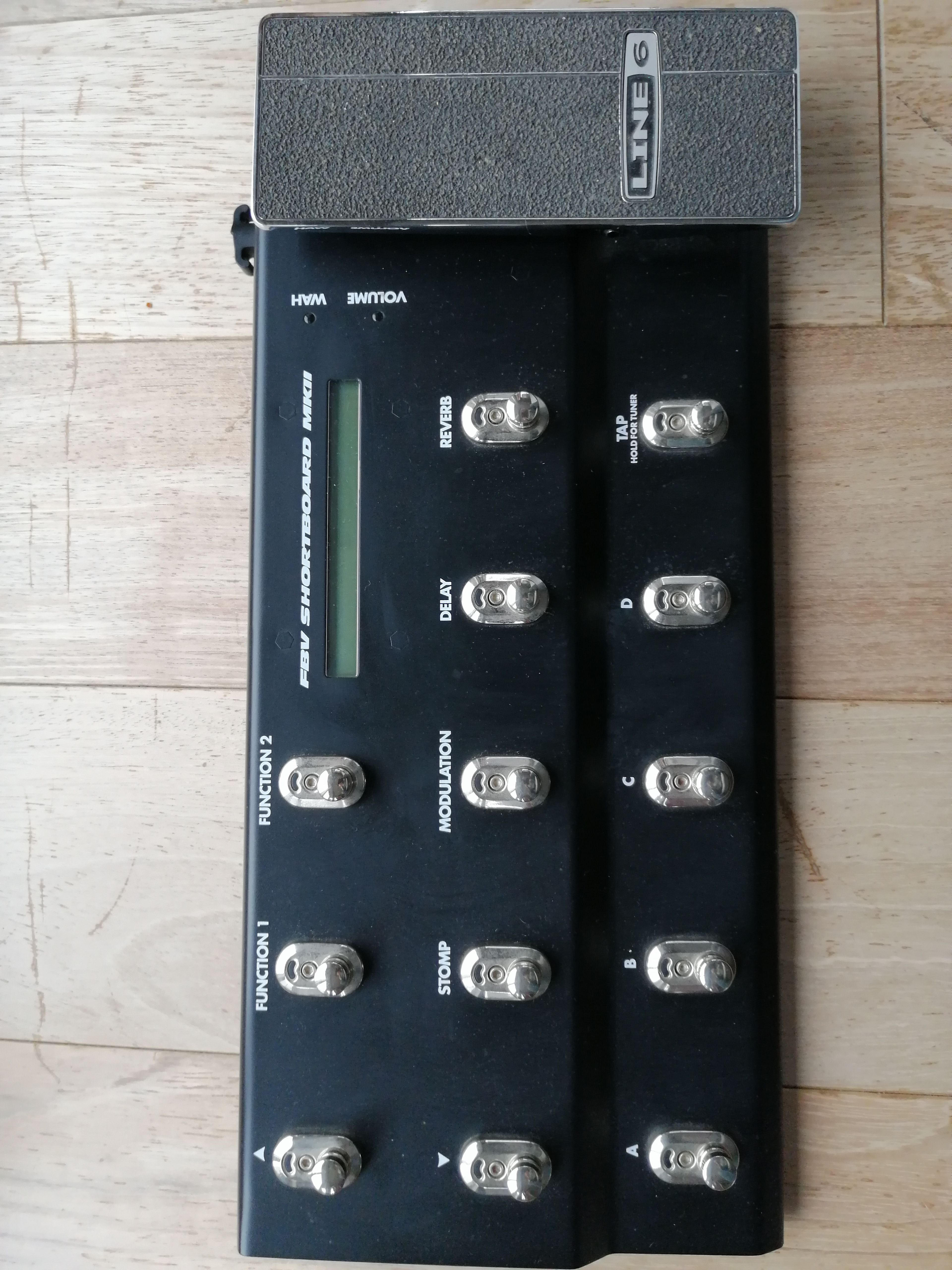 pédalier fbv shortboard mkII Line6