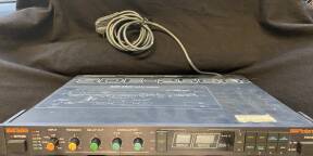 processeur d'effets Roland SDE-2500 en bon état