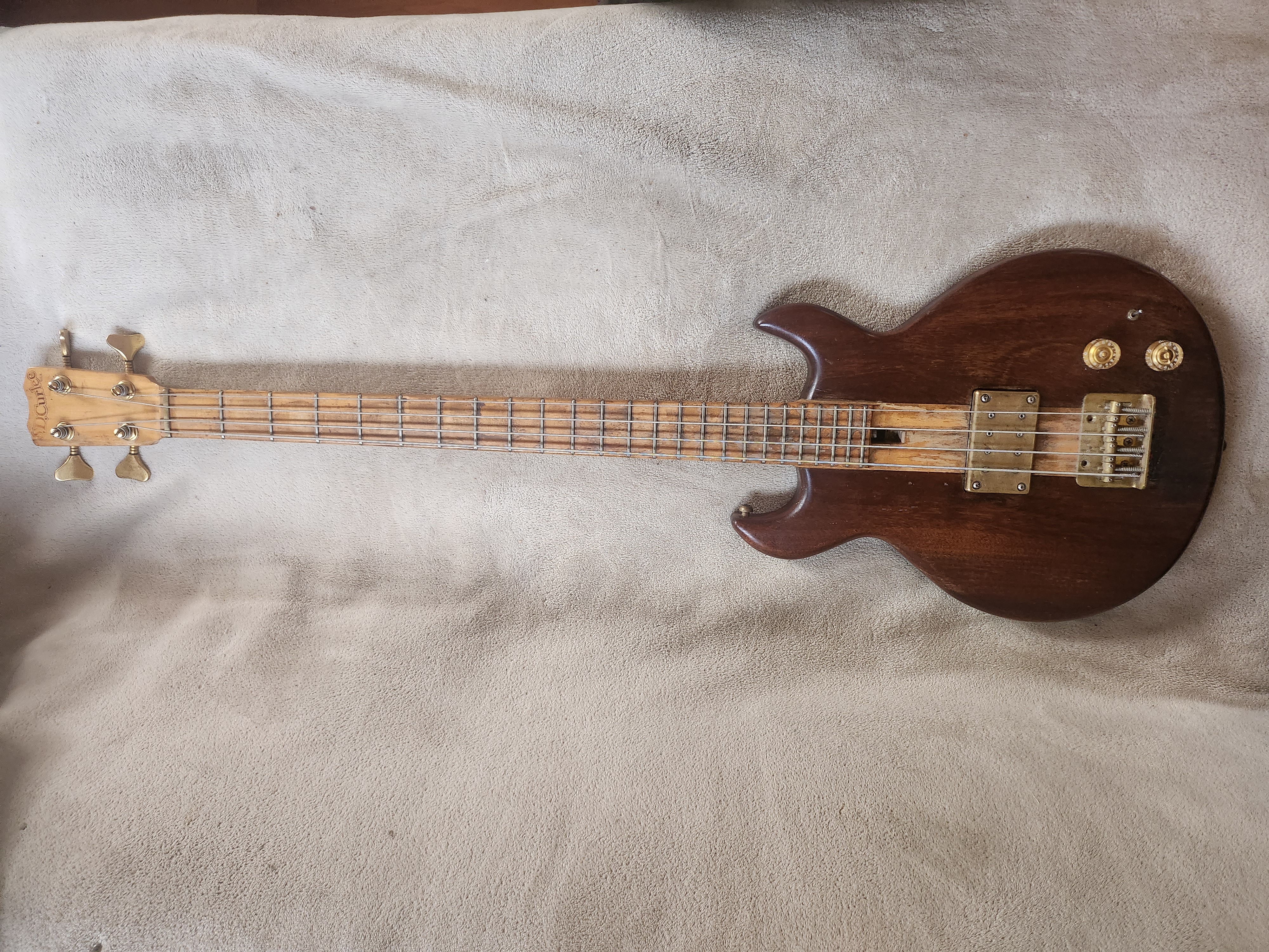 Basse SD Curlee USA