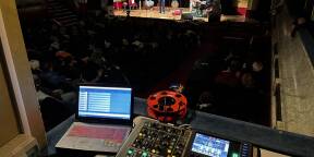 Behringer X32 Compact + S16 + Flight case + Rack – Très bon état