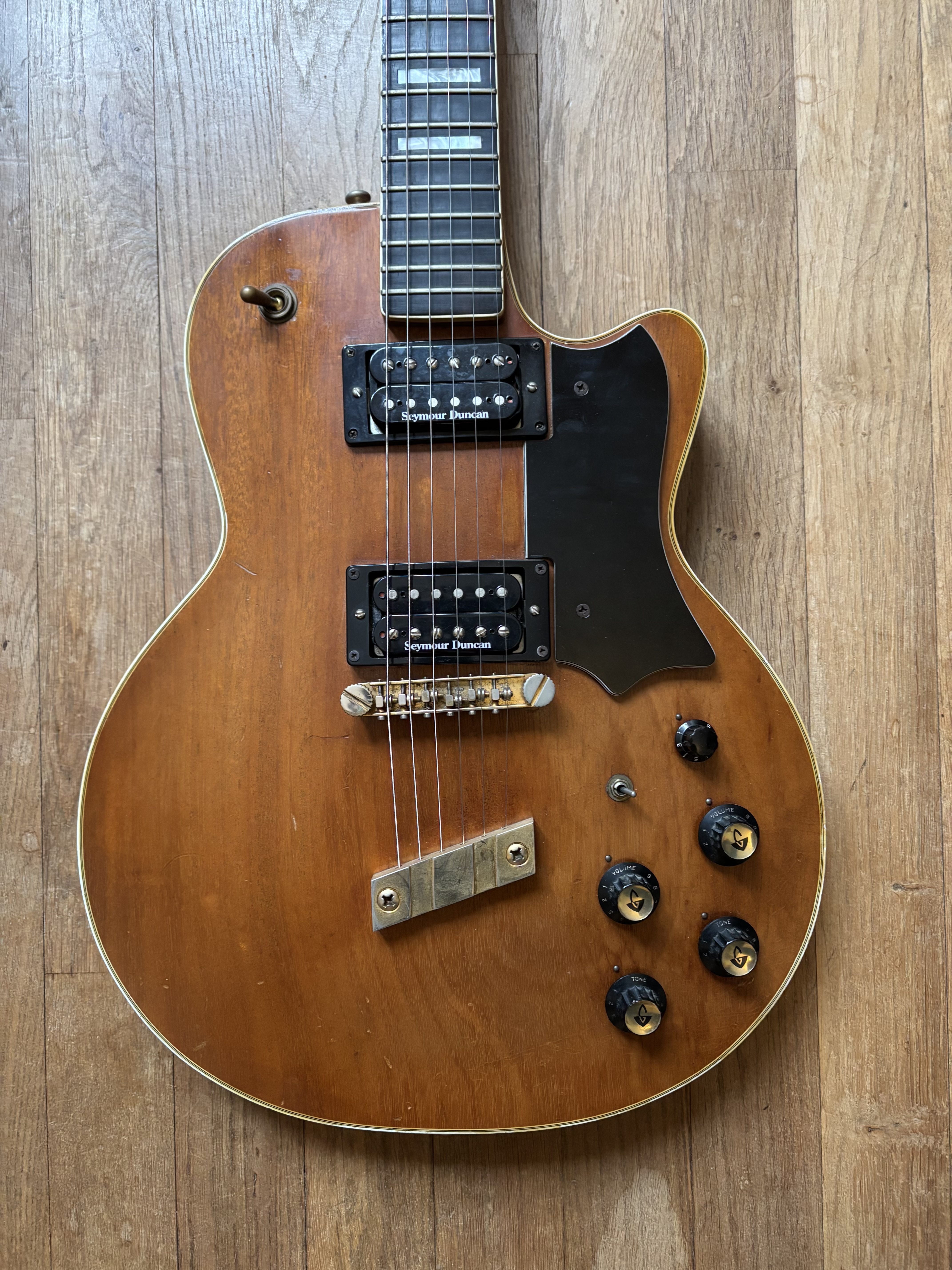 Guitare Guild M-75 Bluesbird vintage de 1974