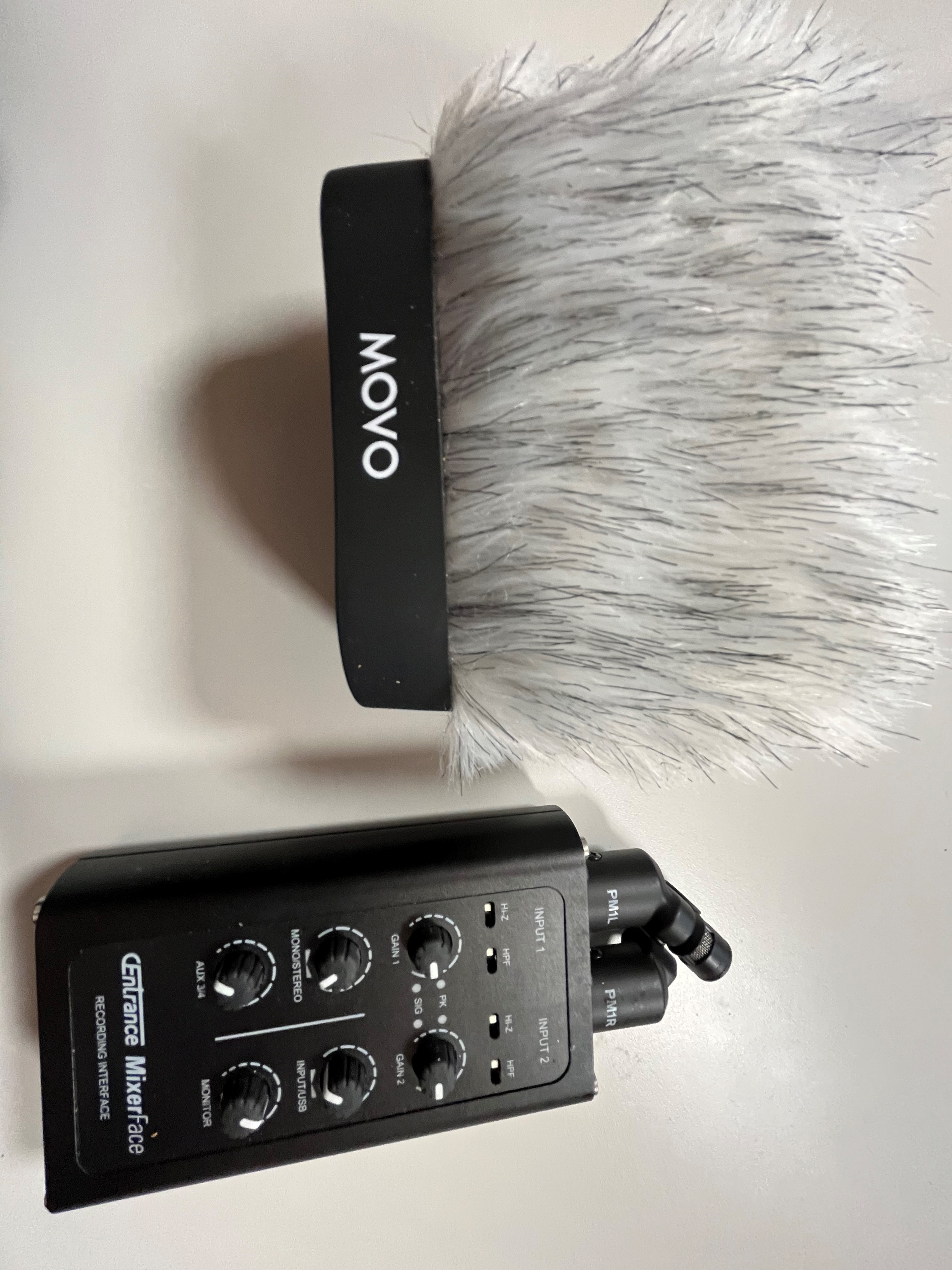 À vendre : Interface audio Centrance MixerFace R4D avec couple de micro PM1 – Neuve