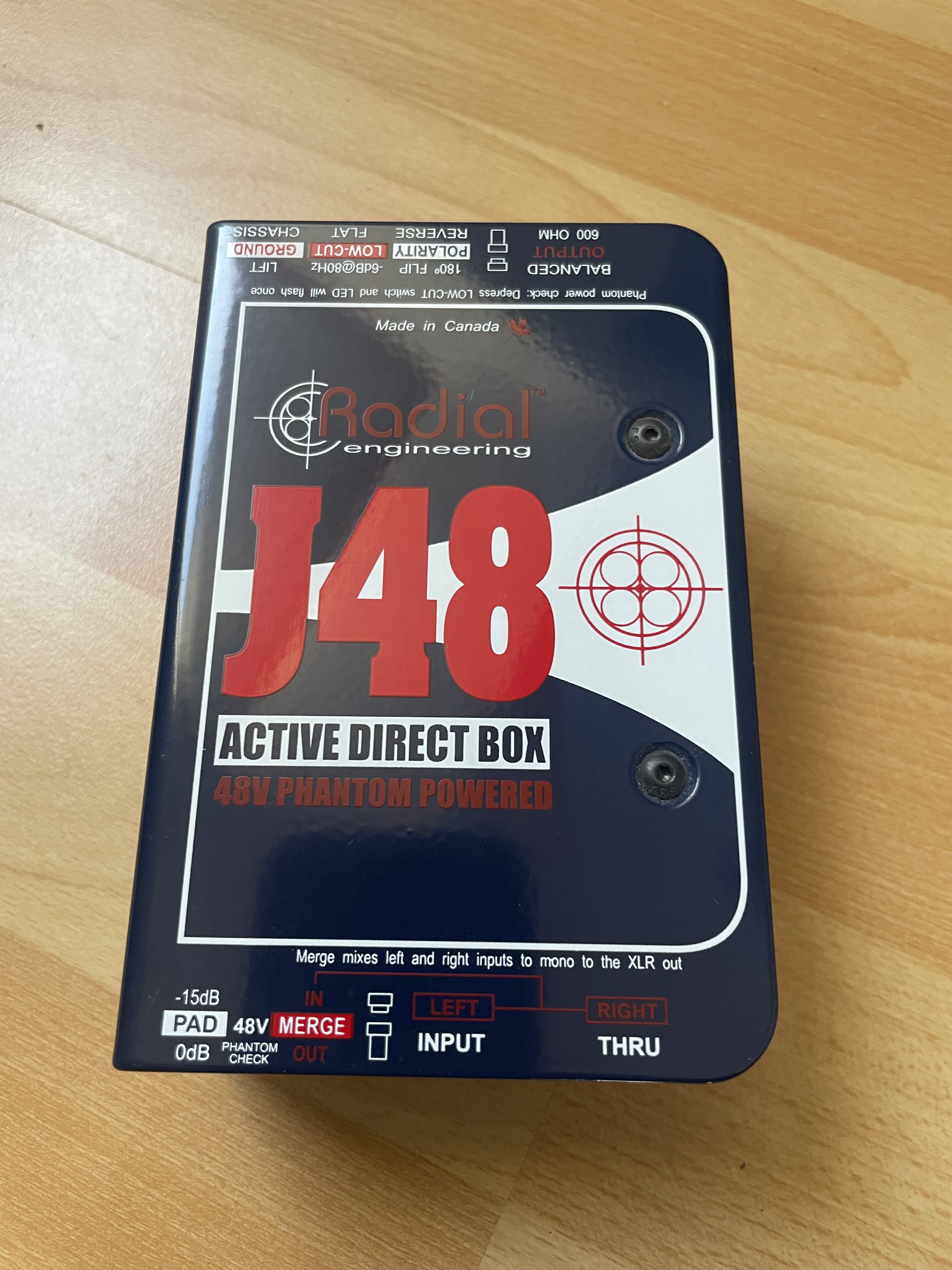 Vend boîte de direct J48 en parfait état