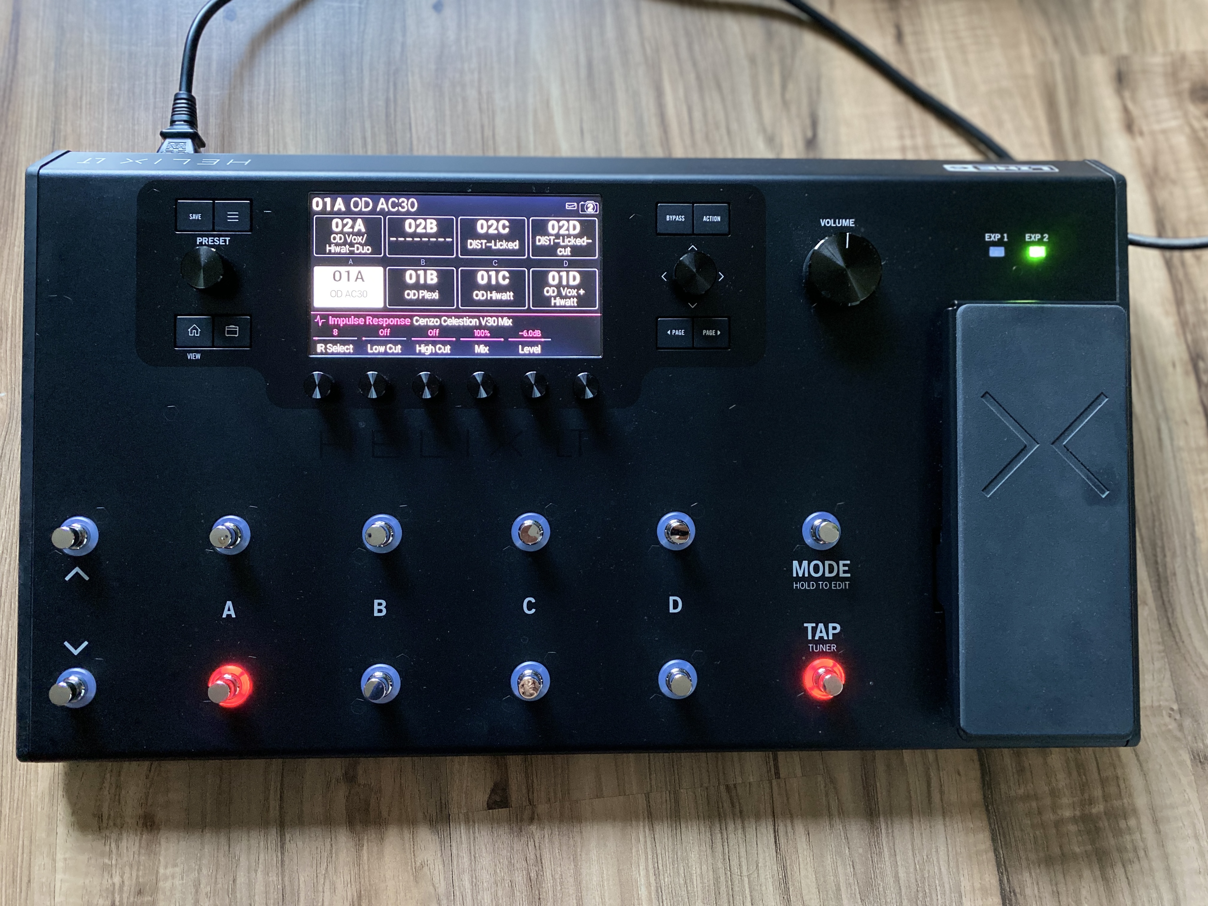 Vds Helix Line 6 LT (état neuf) + sacoche