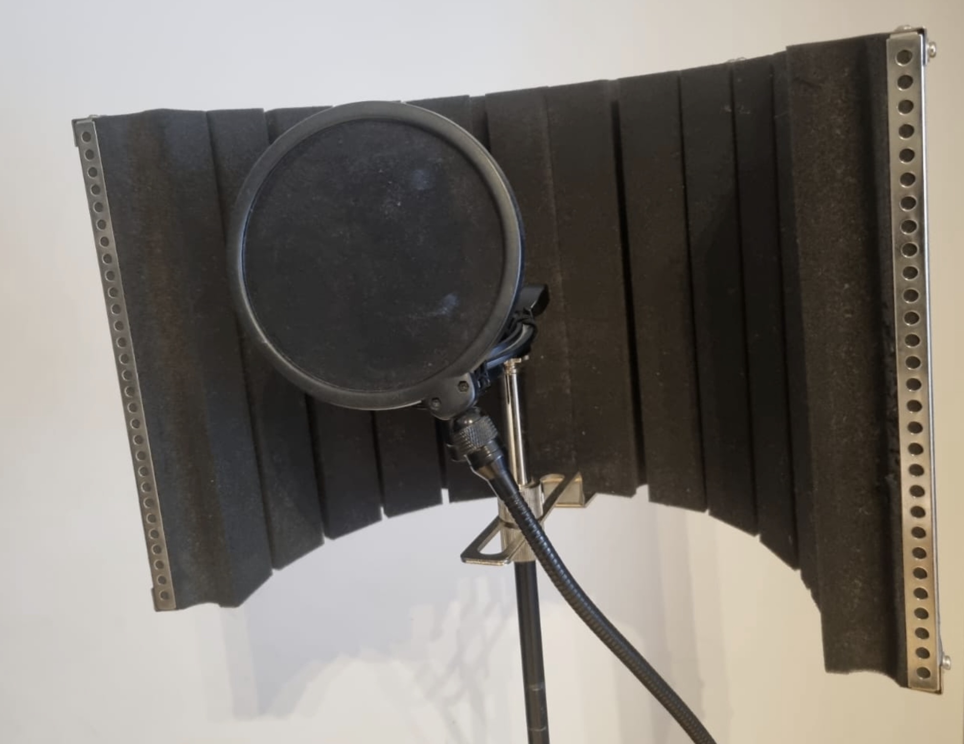 Absorbeur / diffuseur acoustique mobile pour micro - the t.bone Micscreen LE