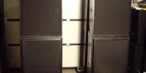 Vends système 2 subs + 2 satellites, amplification et filtrage intégrés