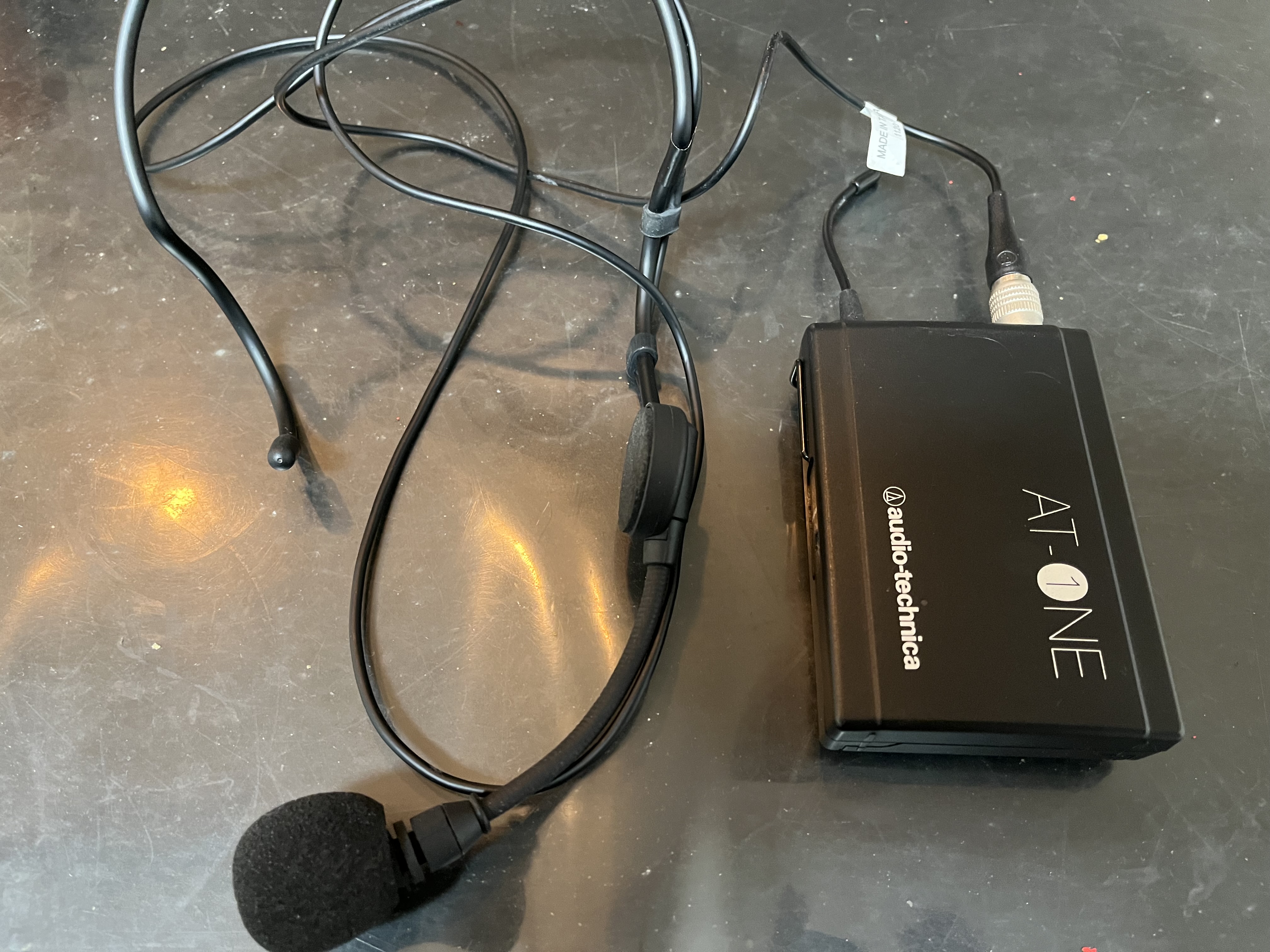 Emetteur + casque AT1