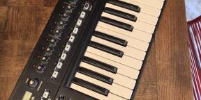 Clavier MIDI - Roland A-300PRO - 32 touches