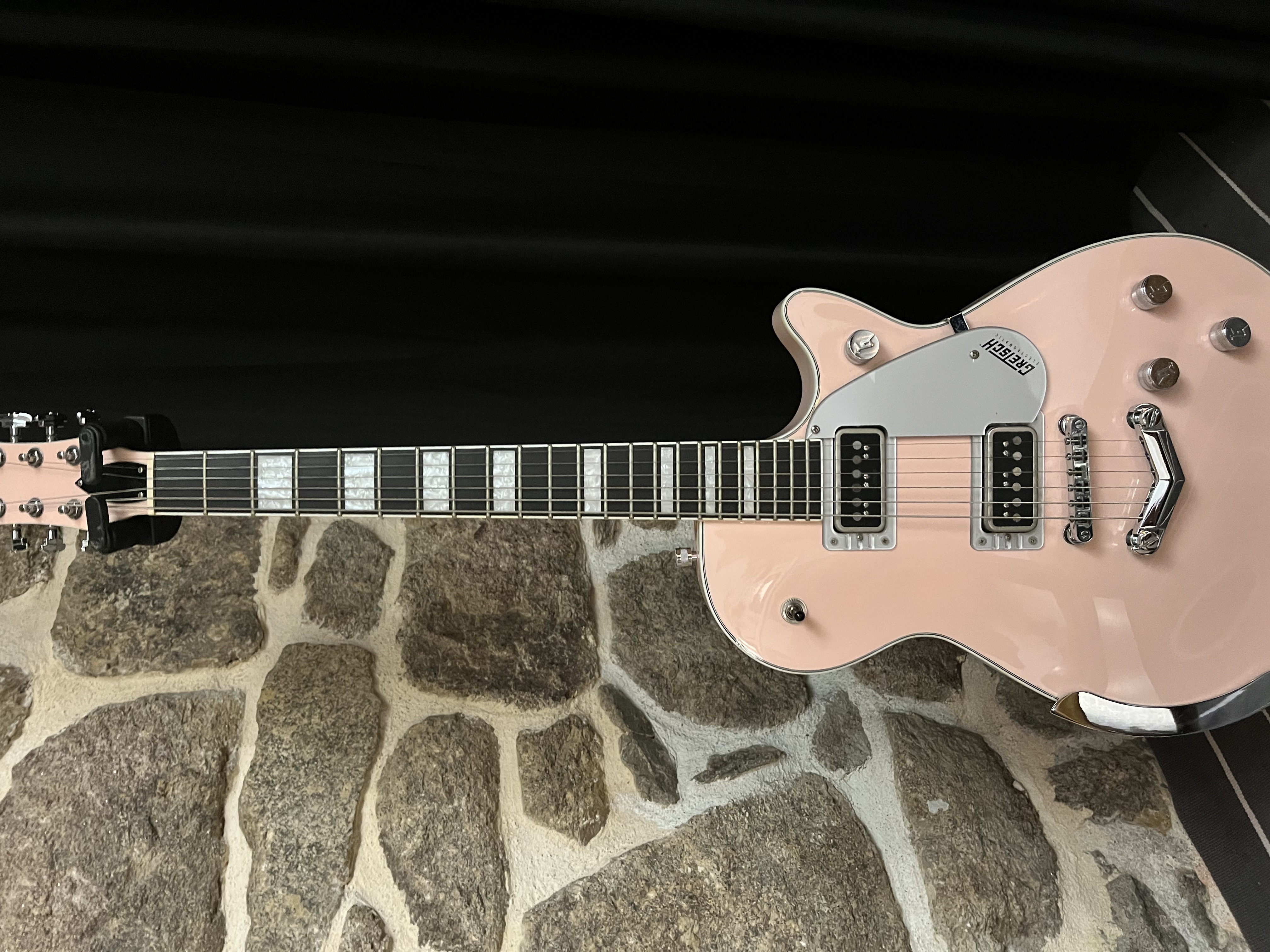 Vends Gretsch G5220 - édition limitée Shell Pink (+ case & upgrade)