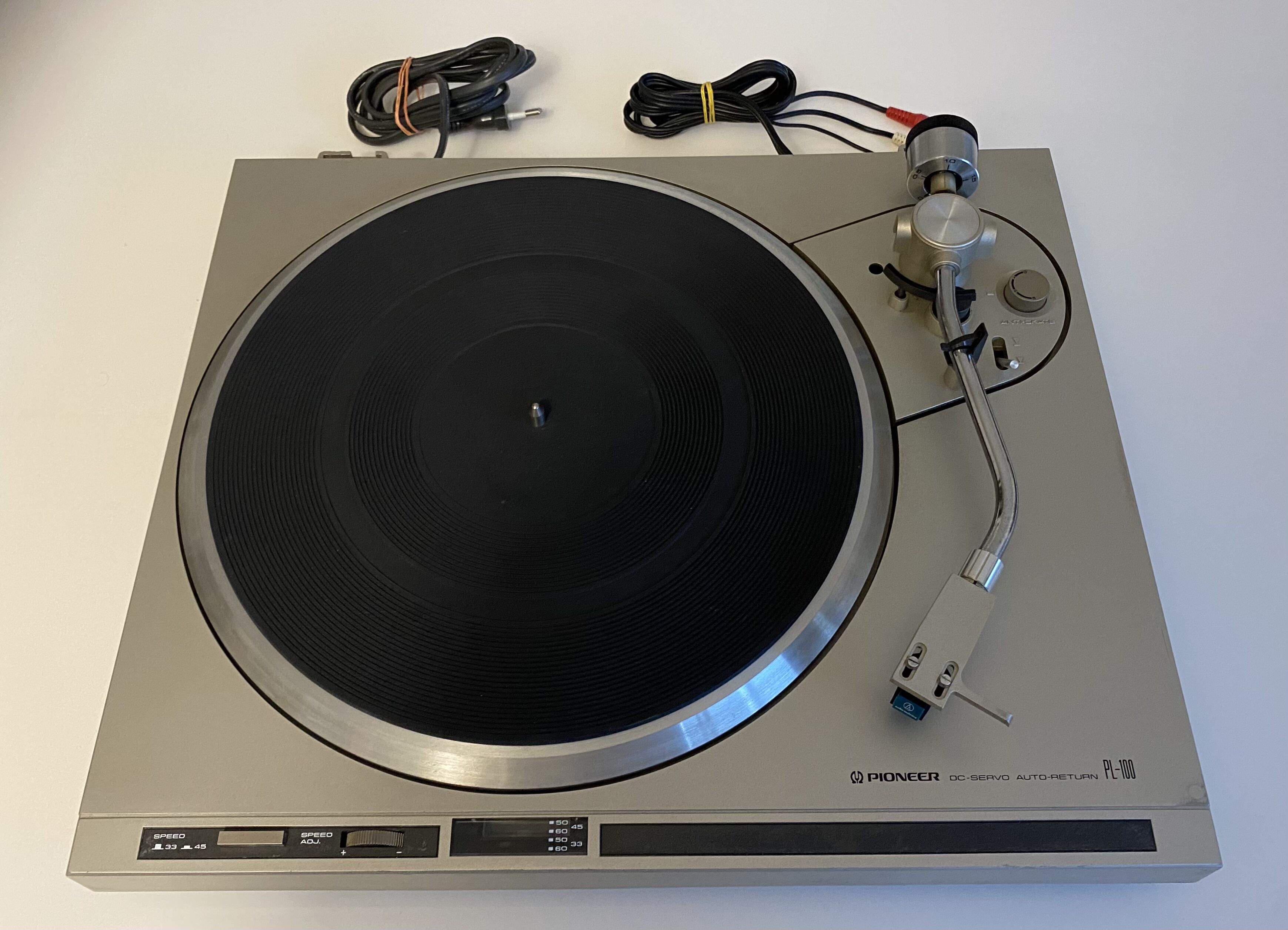 Platine disque vinyle PIONEER PL-100 (DC-Servo - Auto Return) + Cellule et diamant AUDIO TECHNICA AT110E