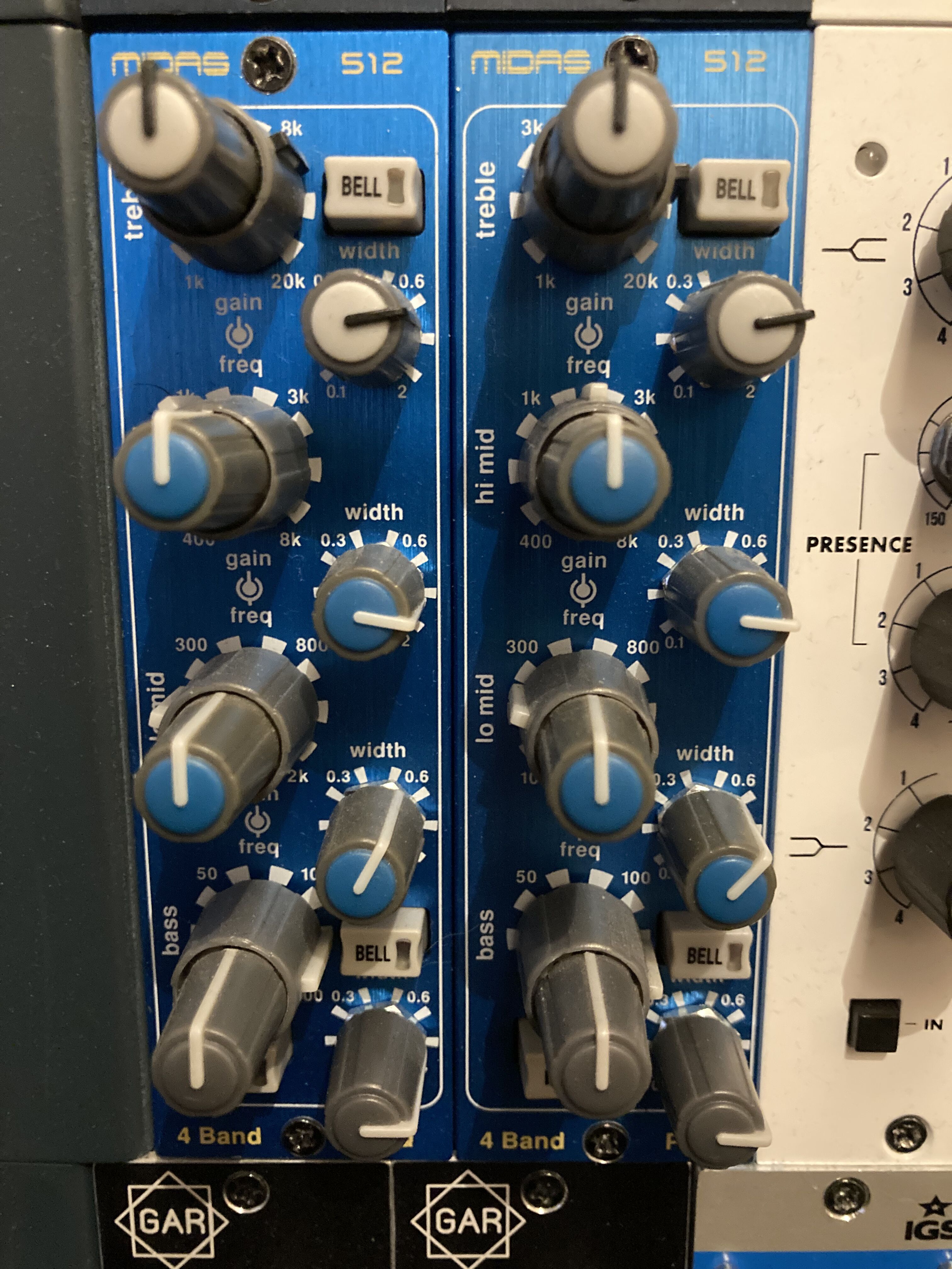 Vends PAIRE de Midas EQ 512