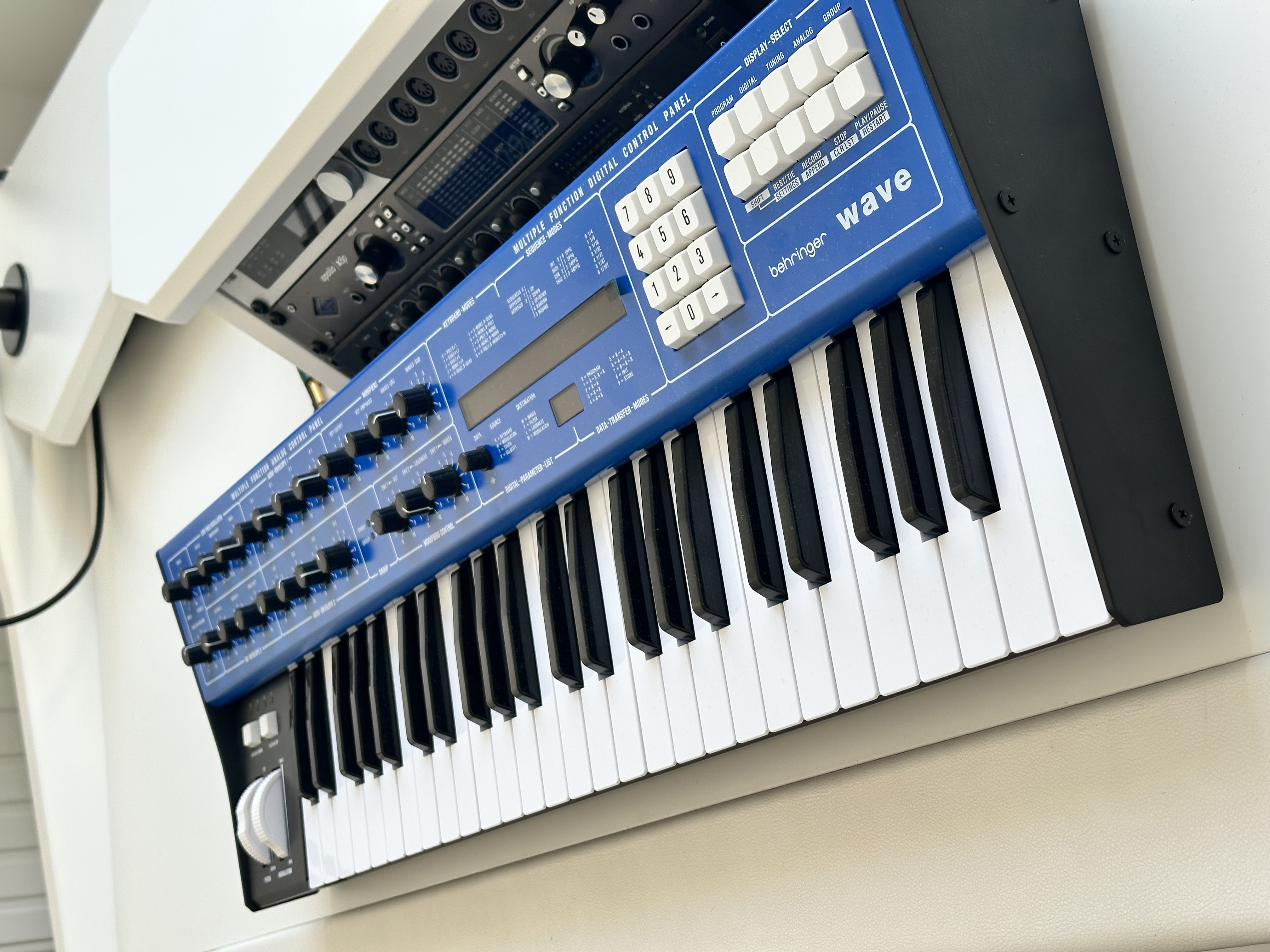 Behringer Wave à vendre – Excellent état (cause déménagement)