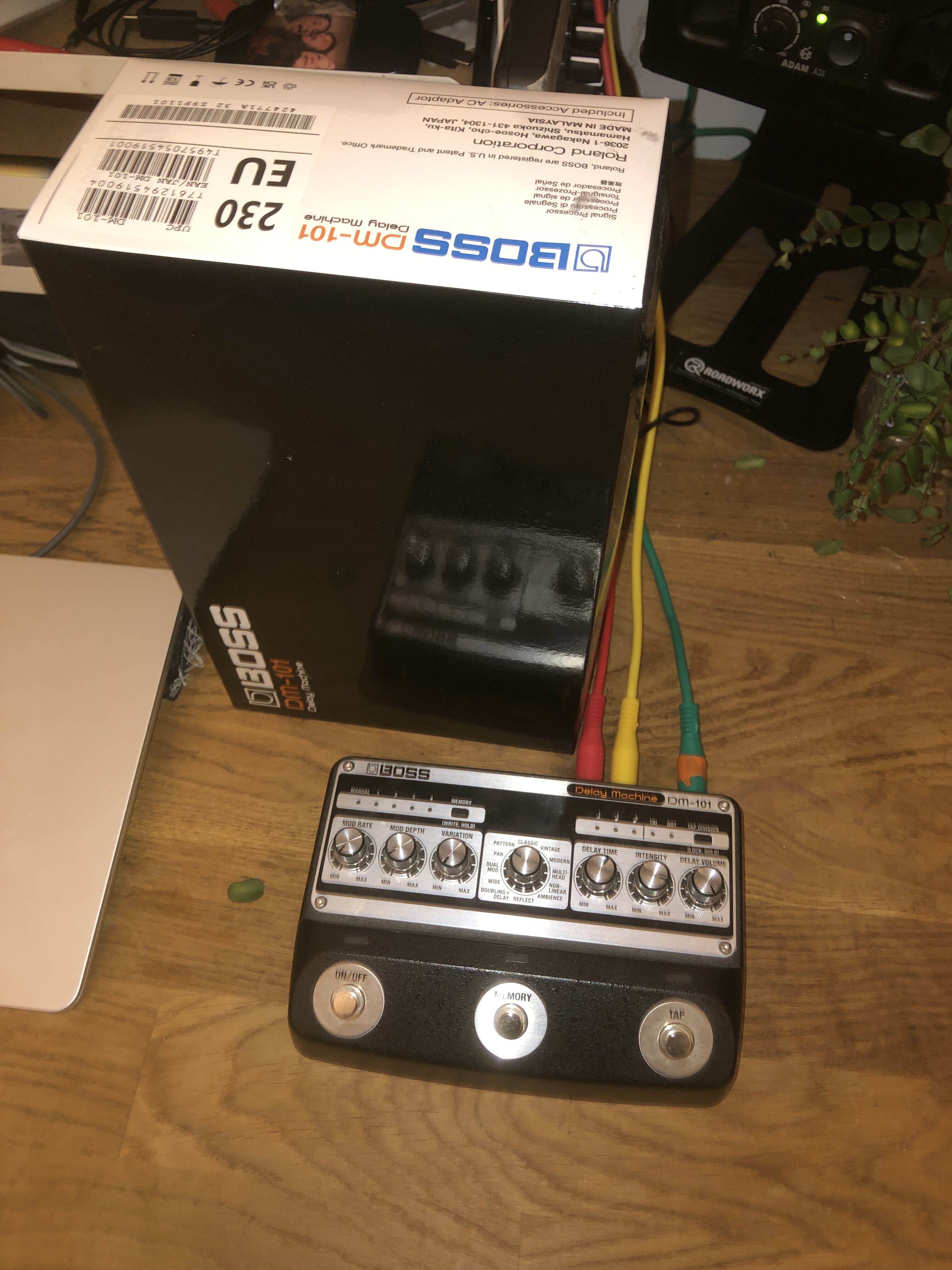 Pédale de délai analo Boss DM-101 