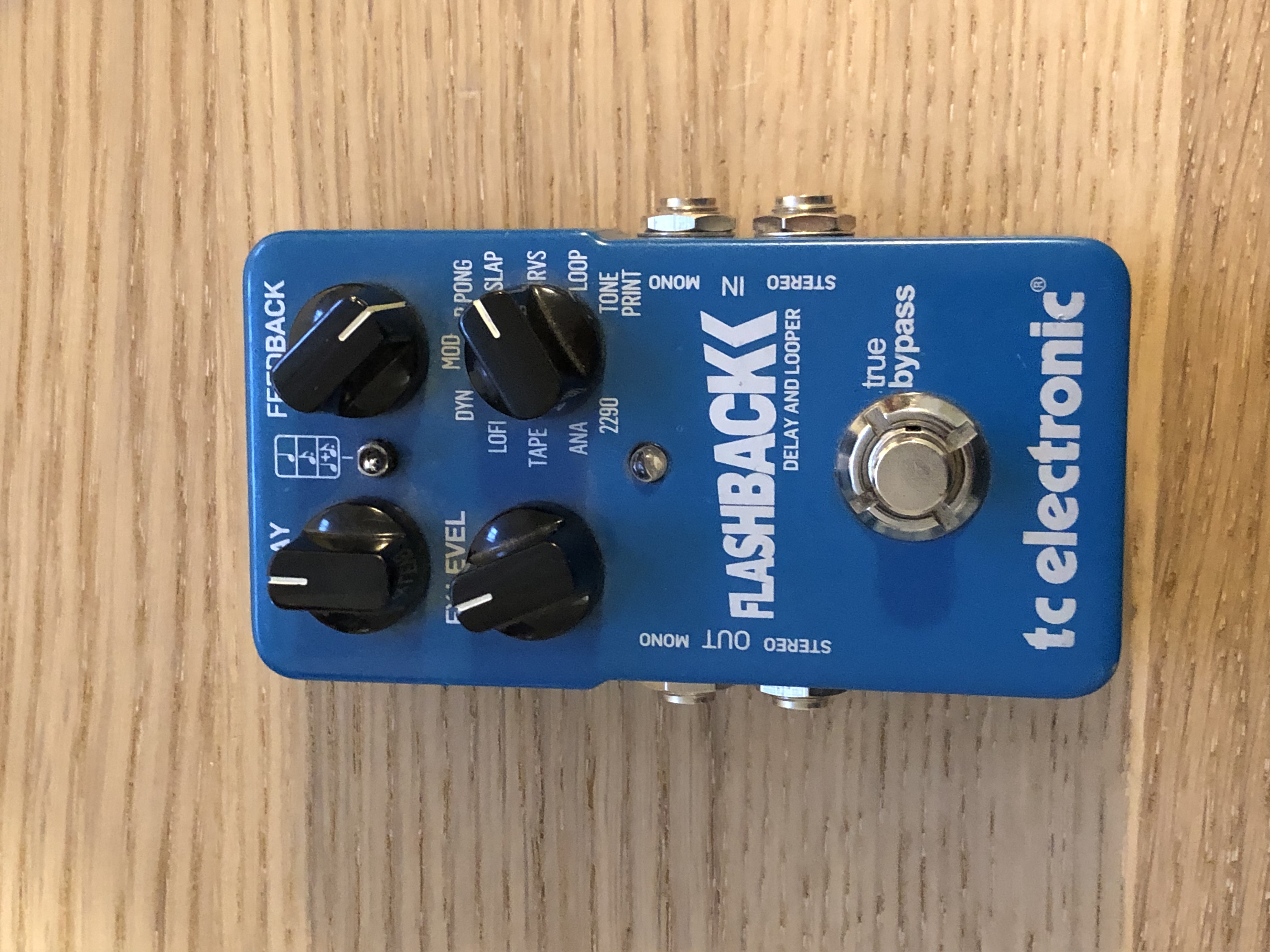 vends pédale tc electronic flaskback delay très bon état