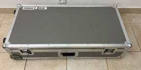 Vends Pedaltrain avec Hard Case + Patchbay