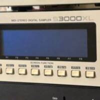 Vends AKAI S3000XL + ZuluSCSI