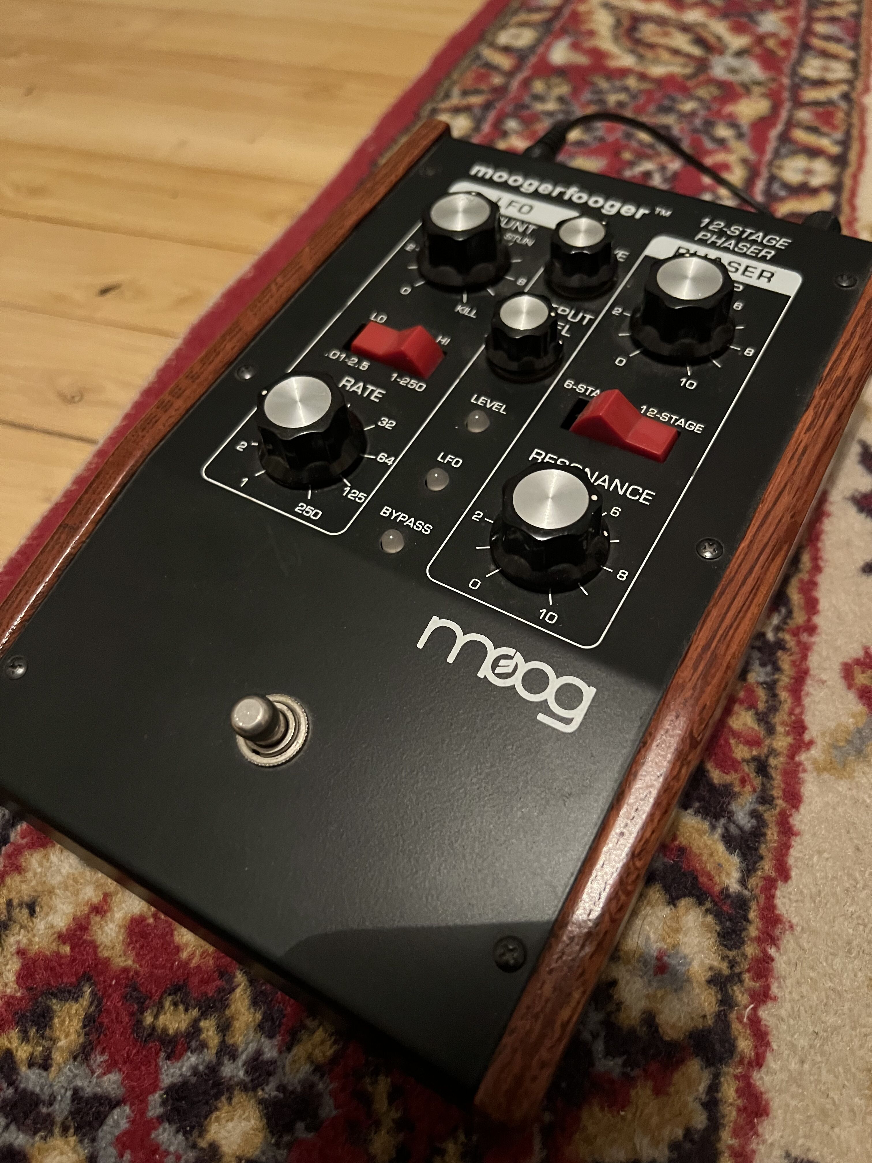 Moog Music MF-103 12-Stage Phaser (98622)