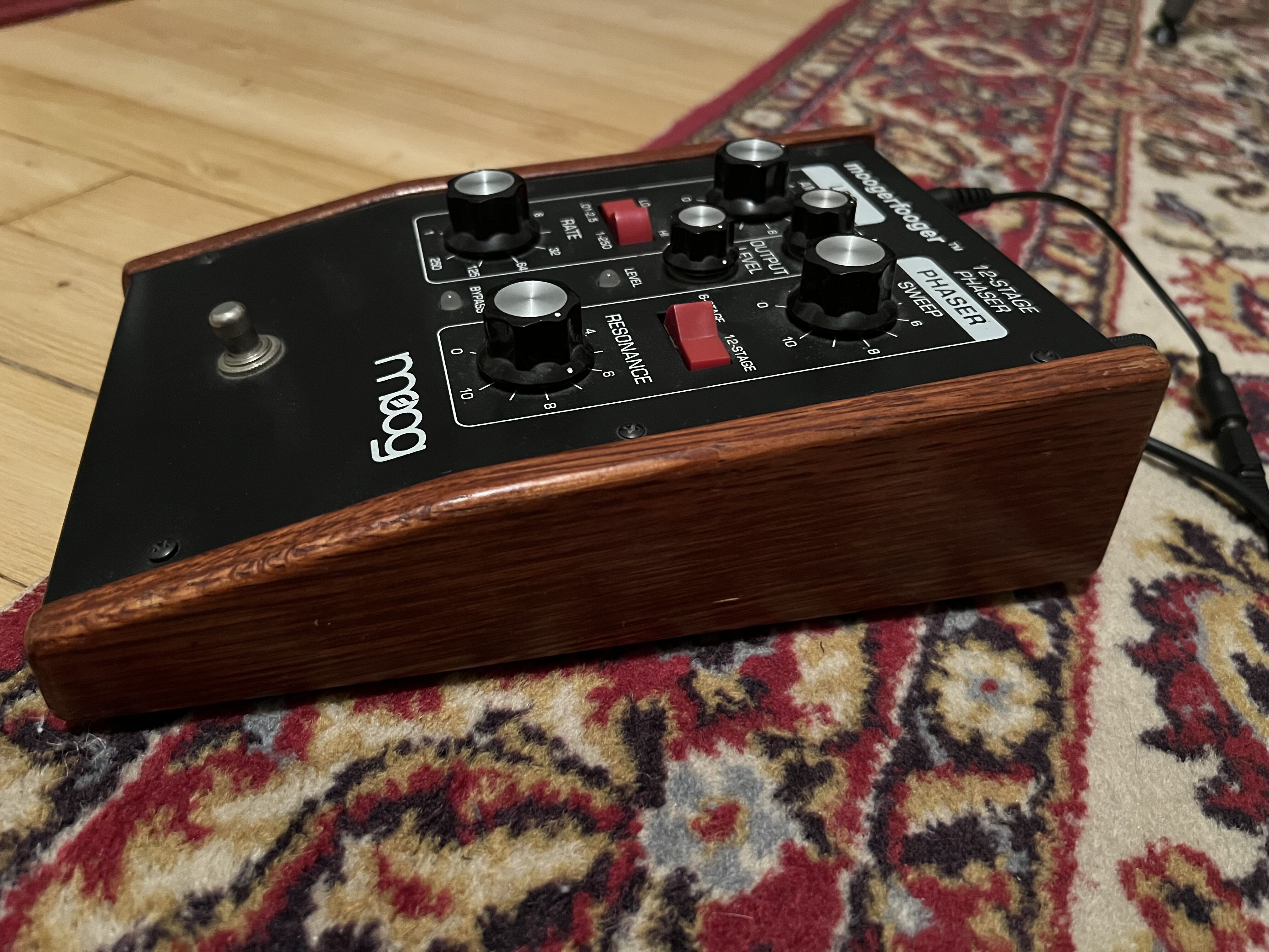 Moog Music MF-103 12-Stage Phaser (76402)