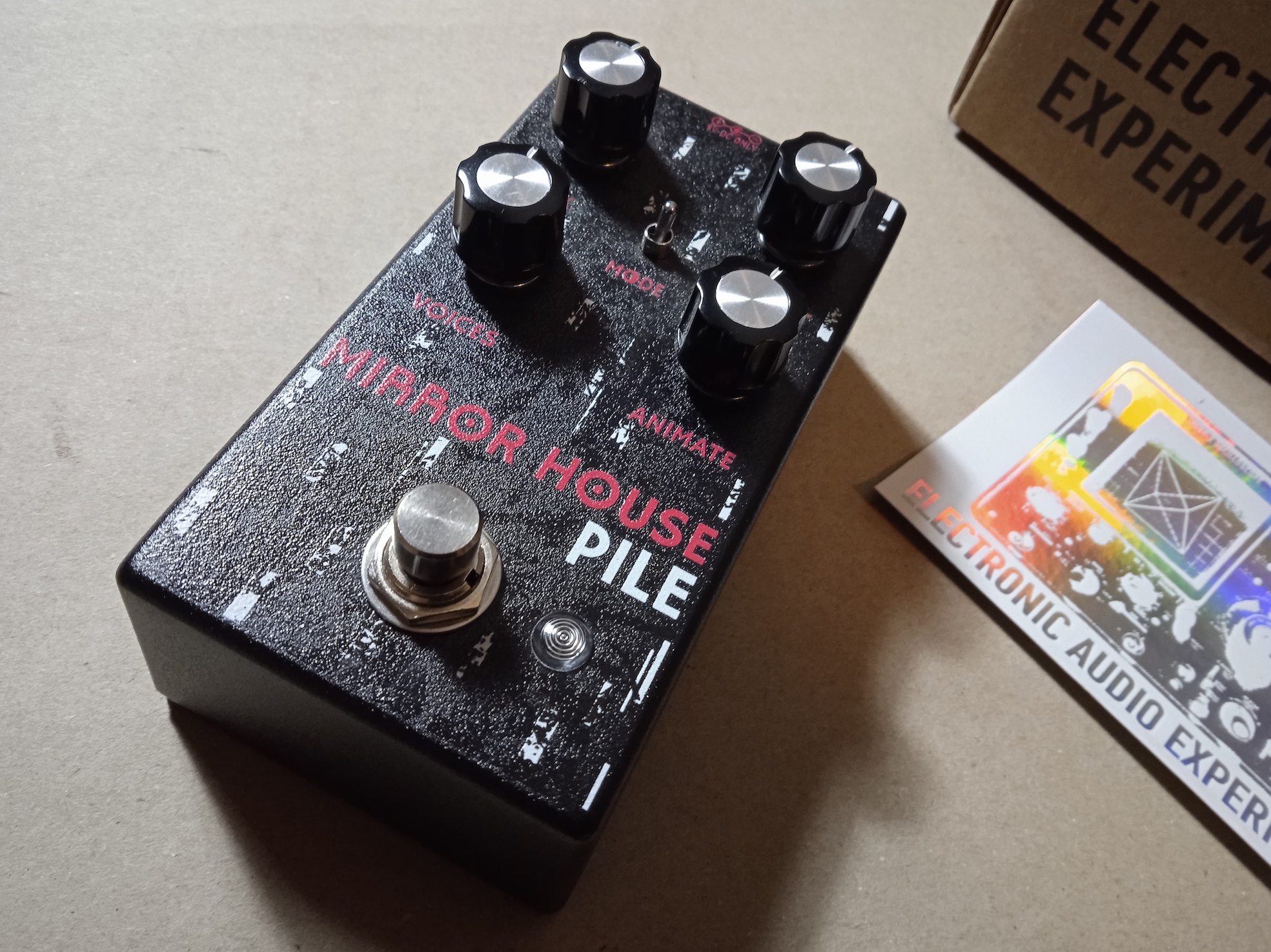 Vds Electronic Audio Experiments Mirror house pile