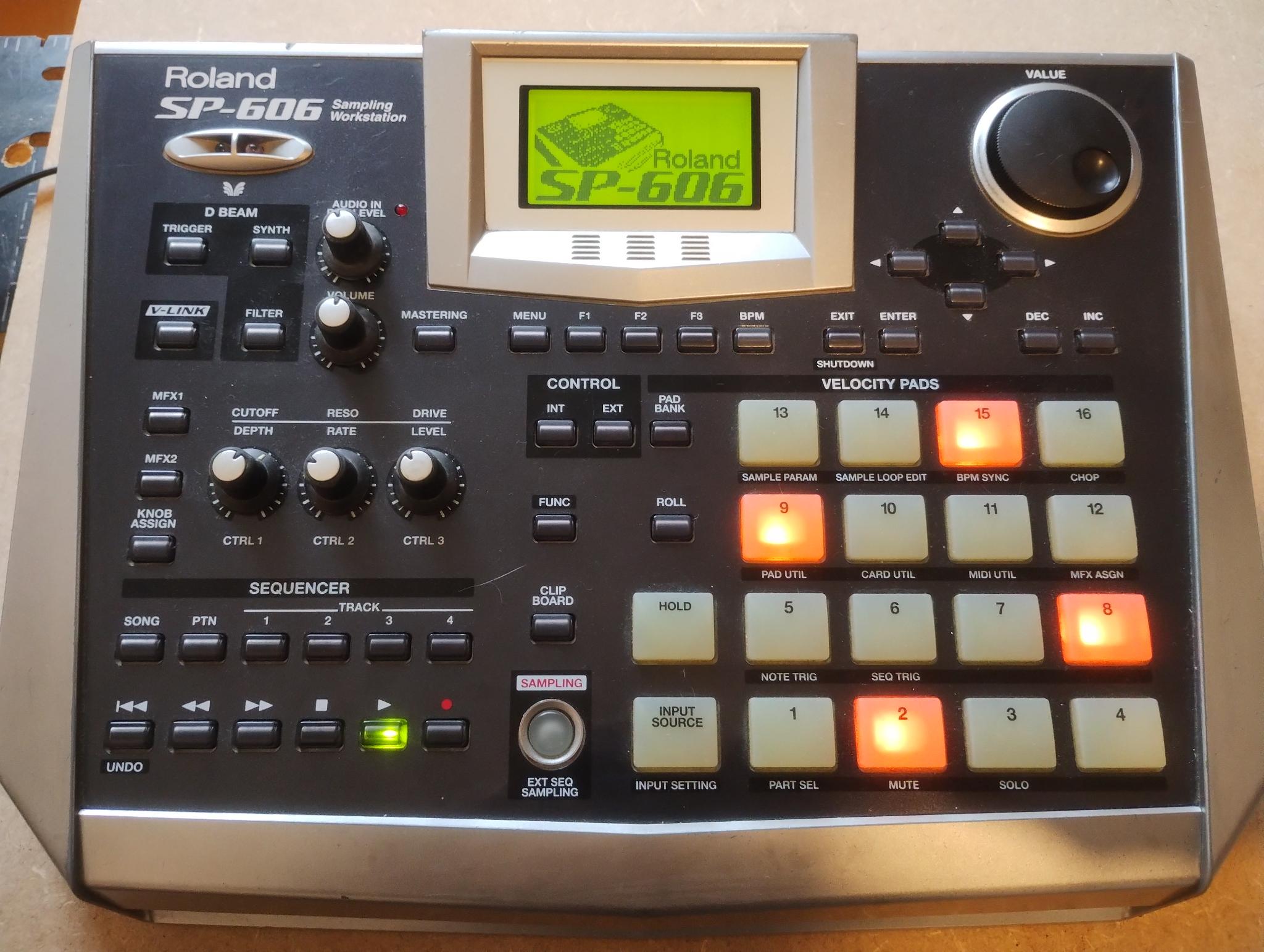 Roland SP-606
