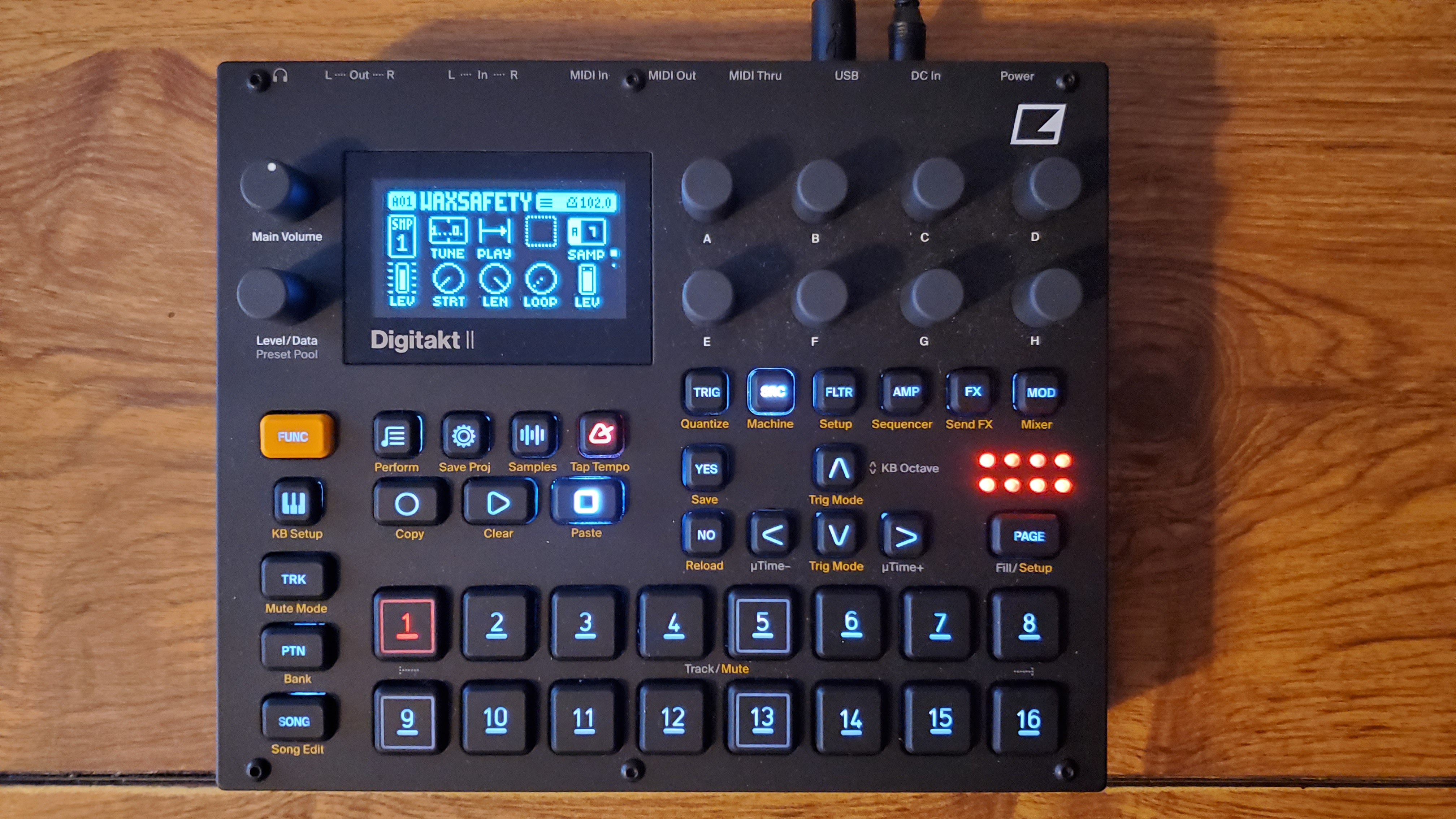 Vds Digitakt II en parfait état :)