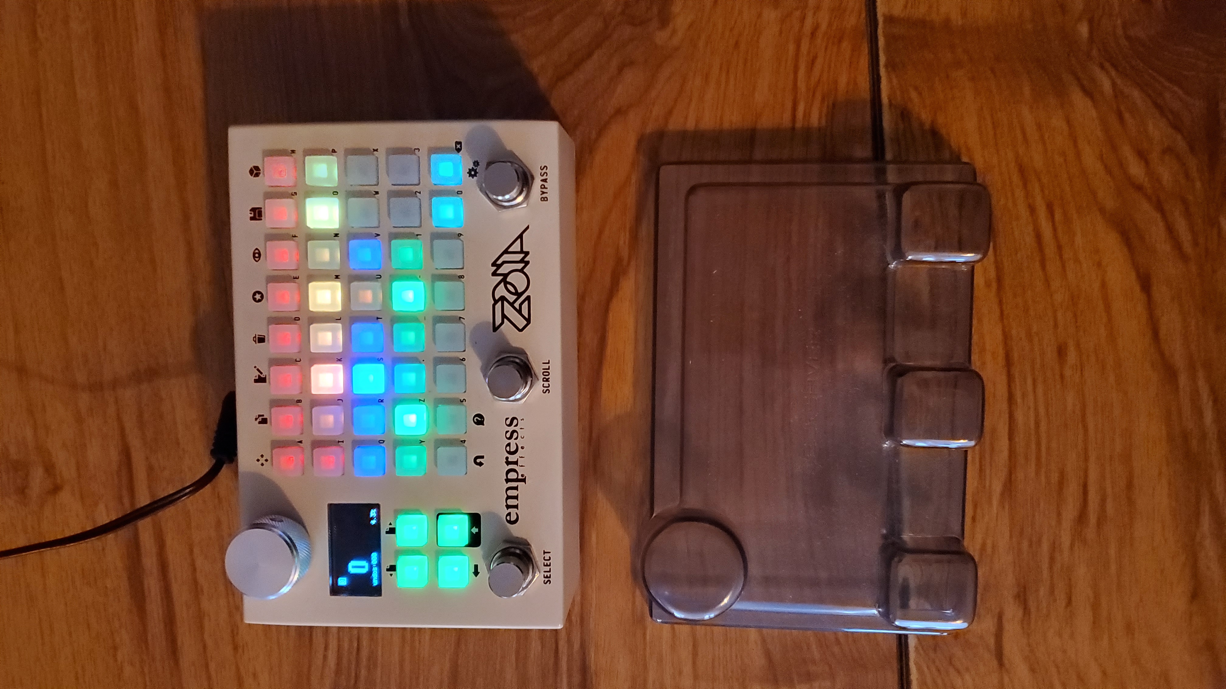 Vds Zoia edition 10K en parfait état avec decksaver :)