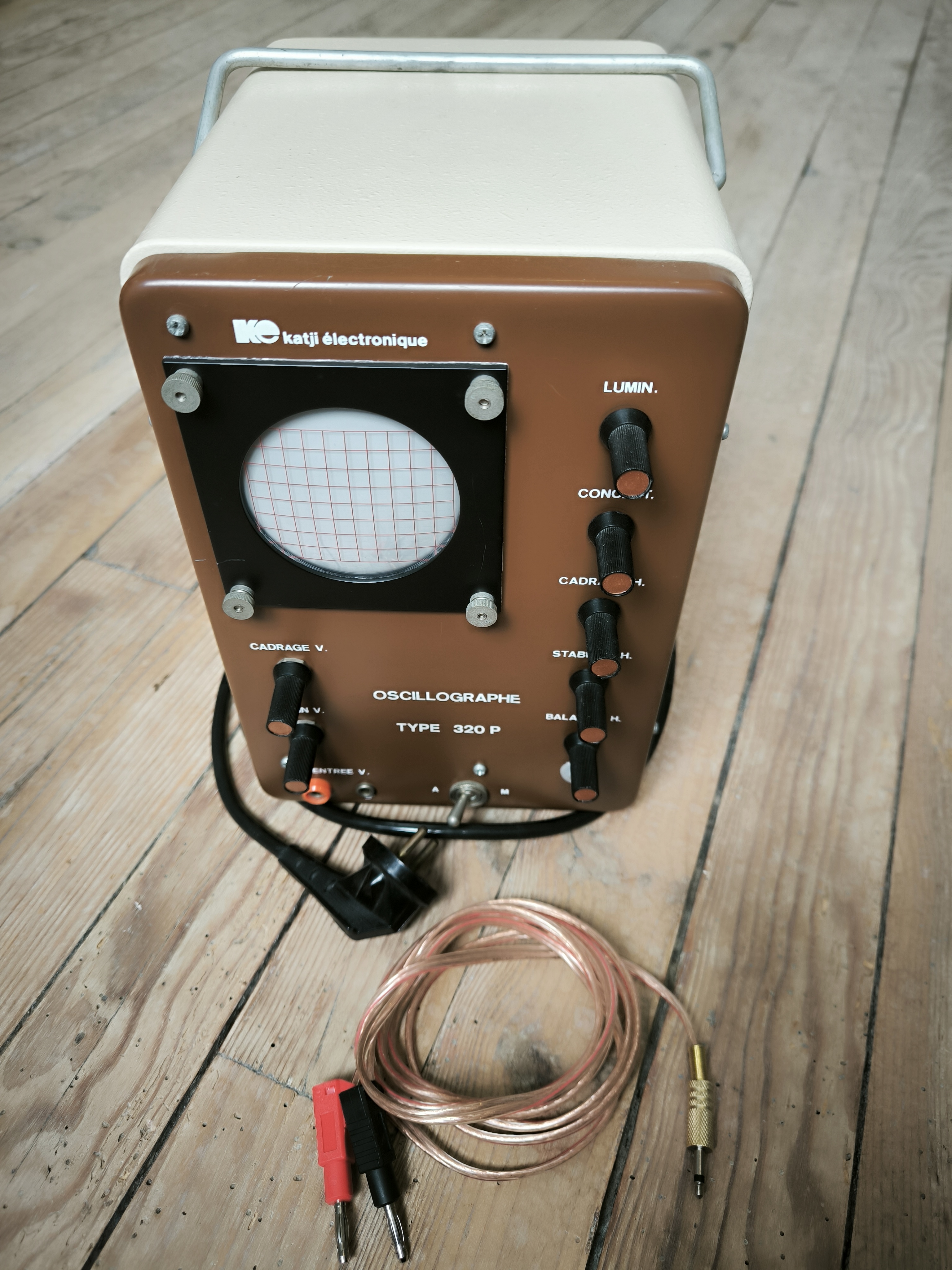 Katji Electronique Oscillographe Type 320 P