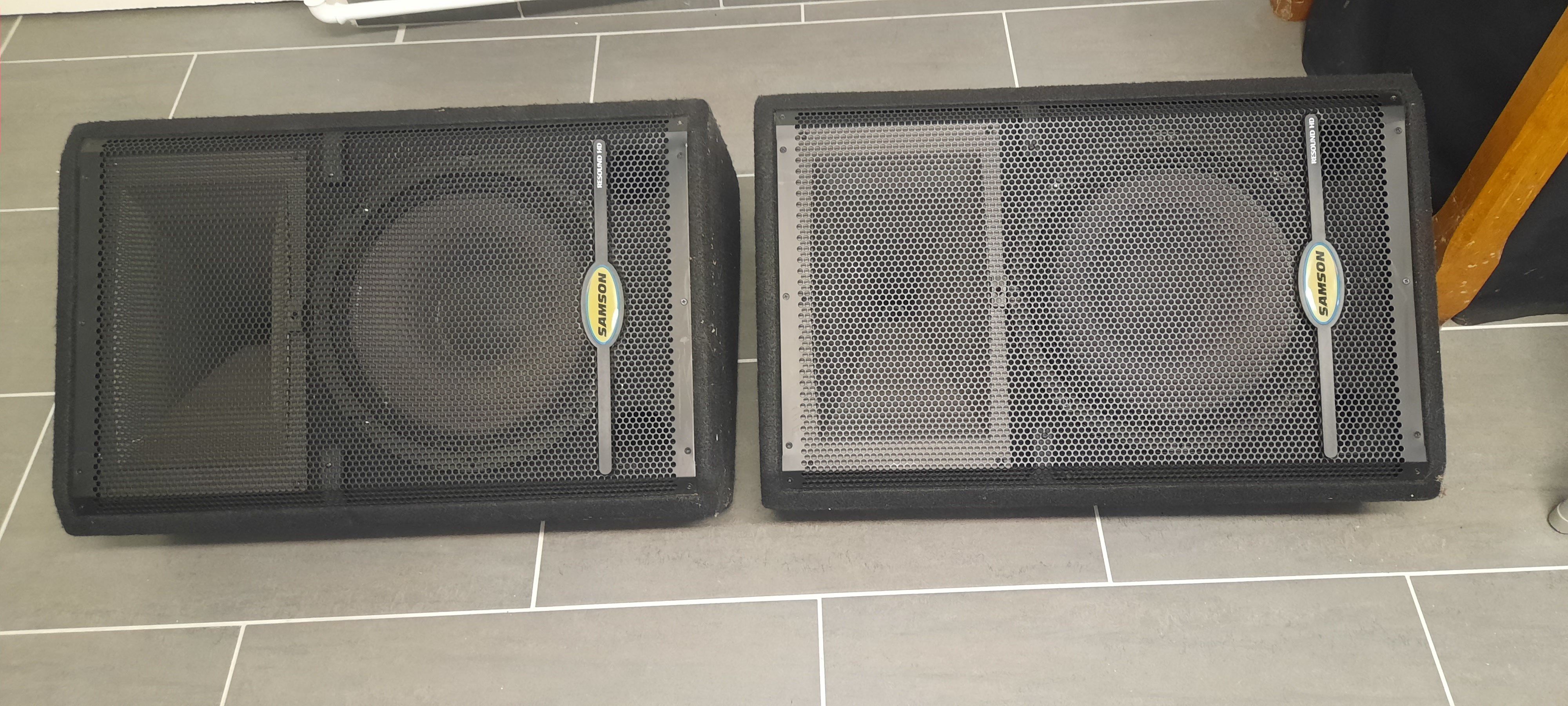 SAMSON  Resound HD RS12M. Retour passif 