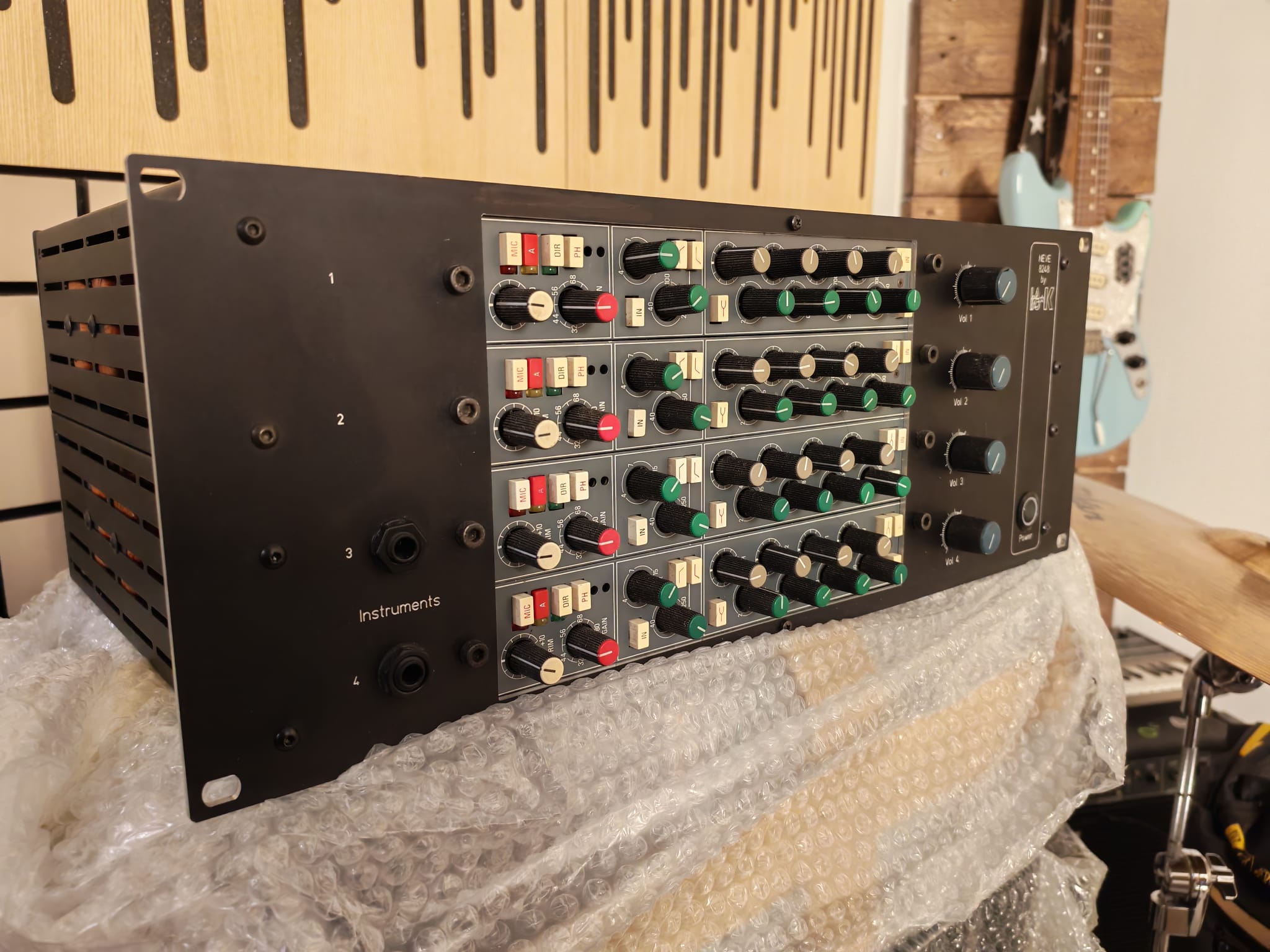 Vends rack 4 tranches 8248