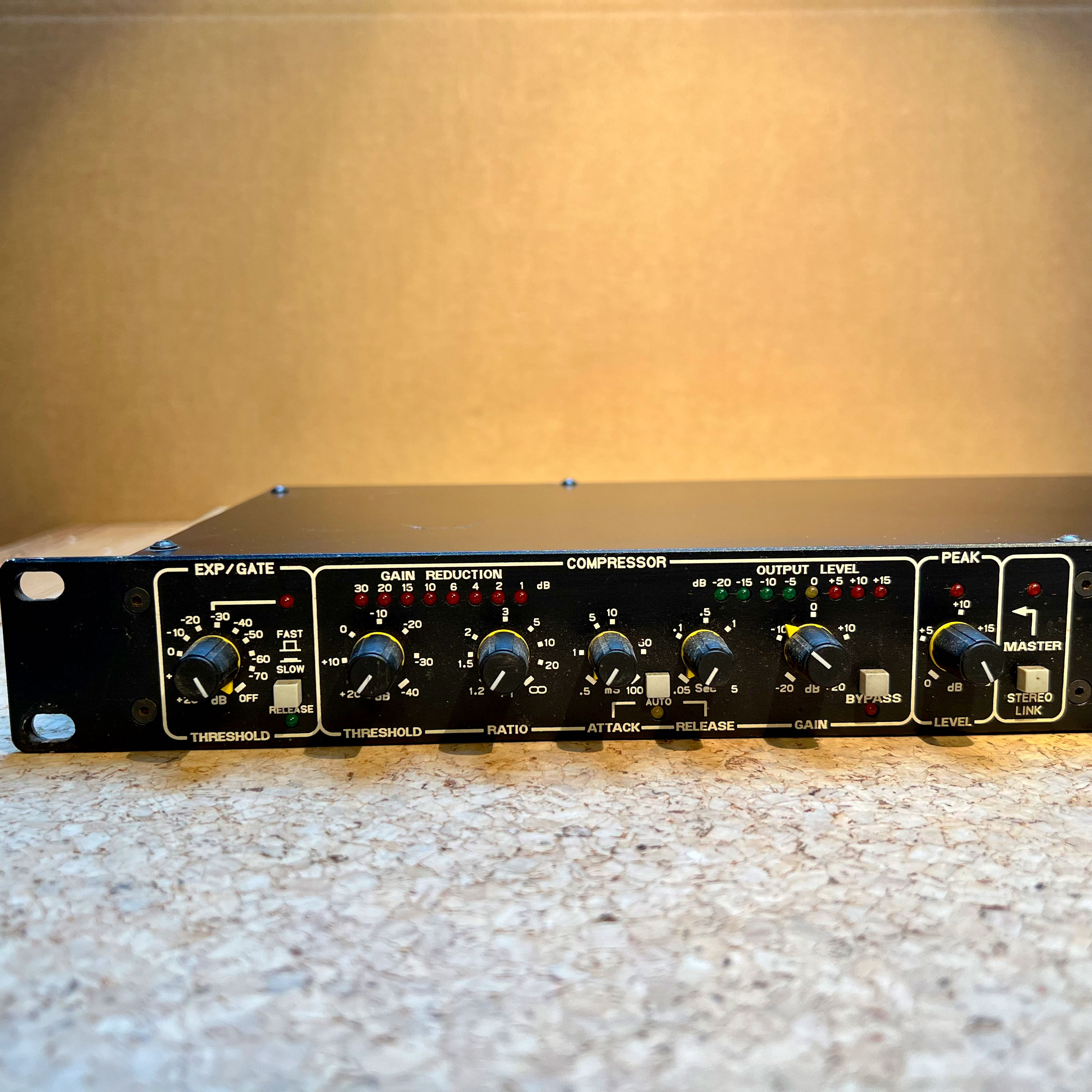 Drawmer DL241 Auto Compressor (38149)