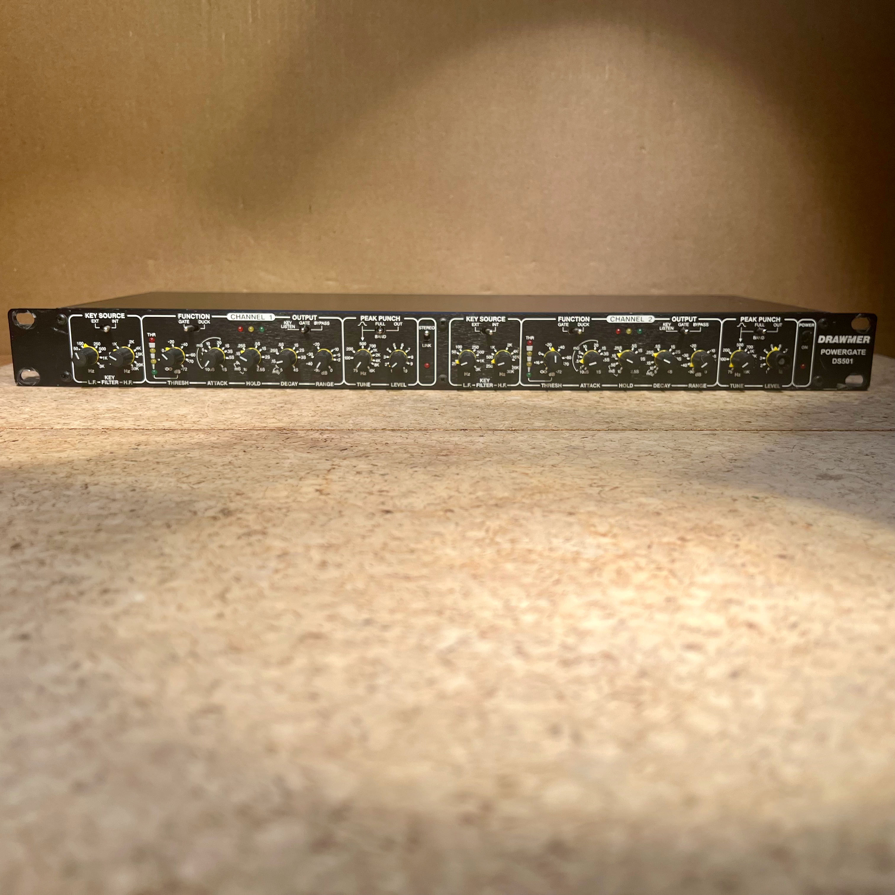 A vendre Drawmer Powergate DS501