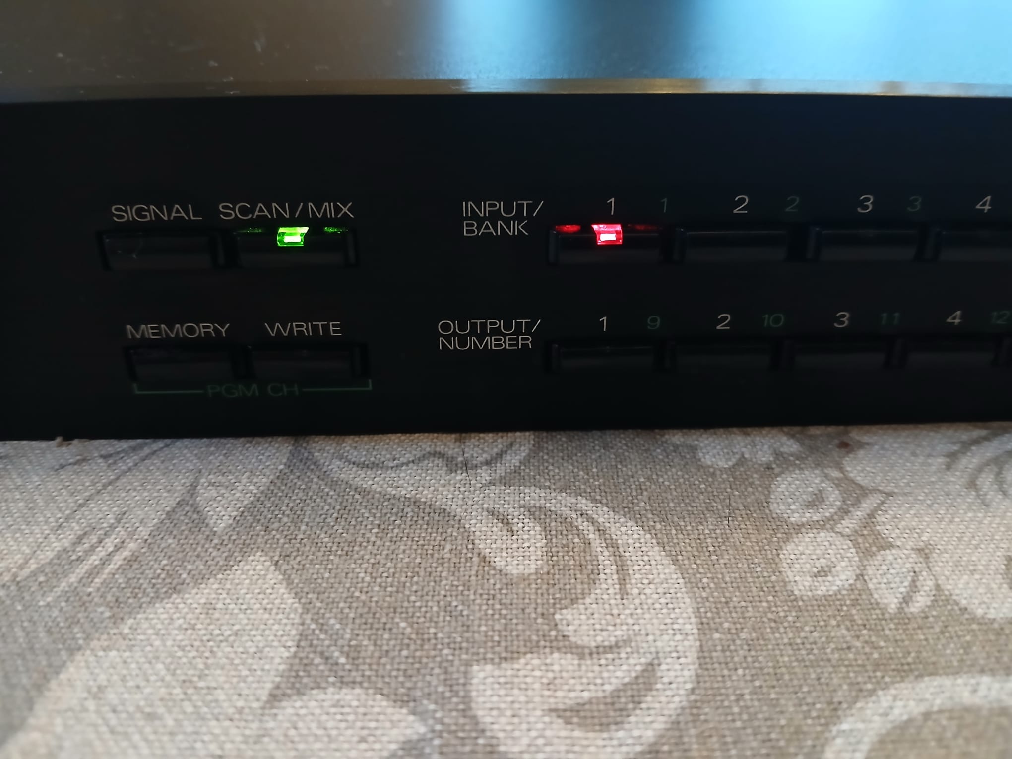 Midi patcher mixer A-880 Roland