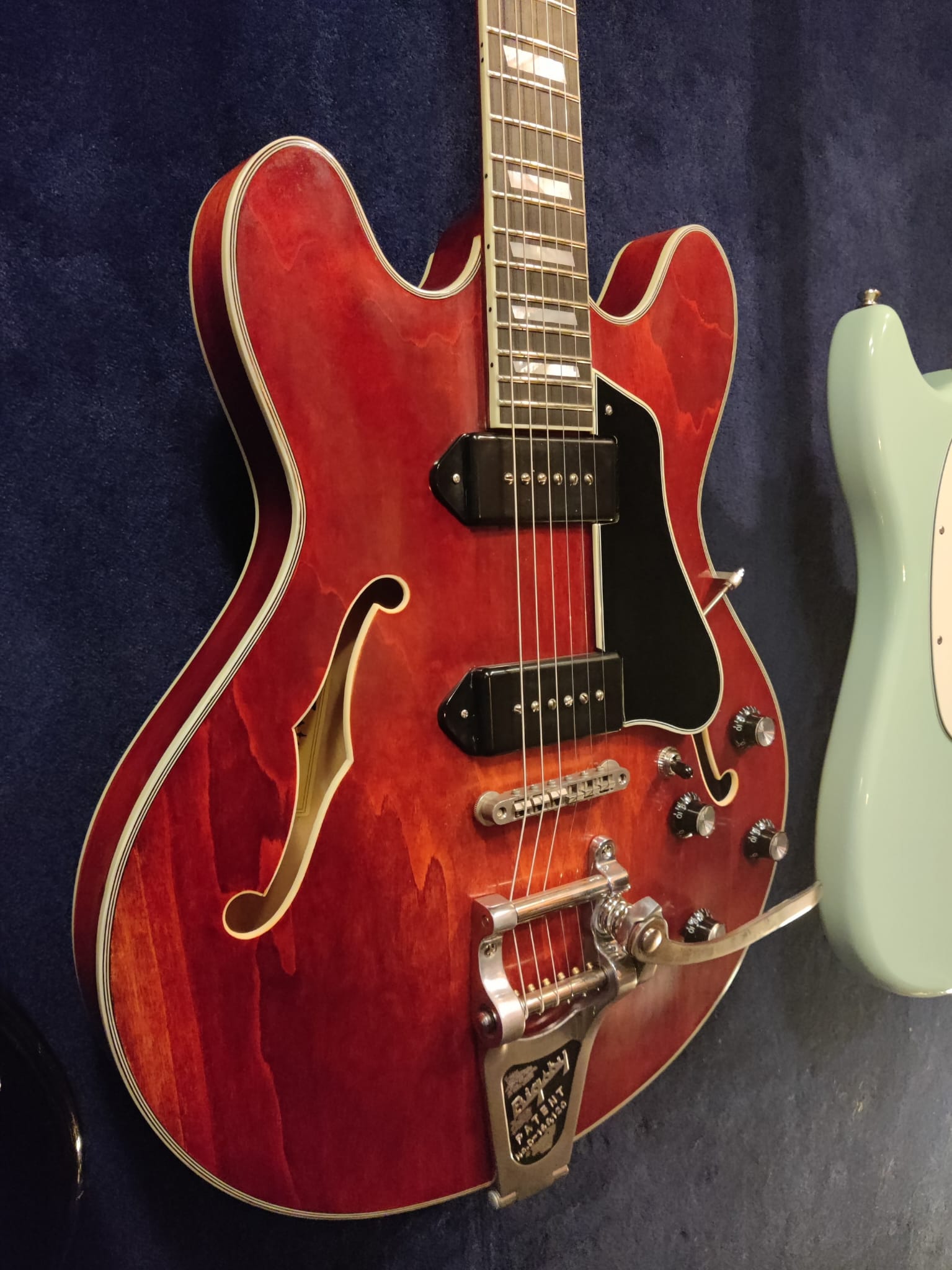 Eastman T64/v Thinline Laminate - classic