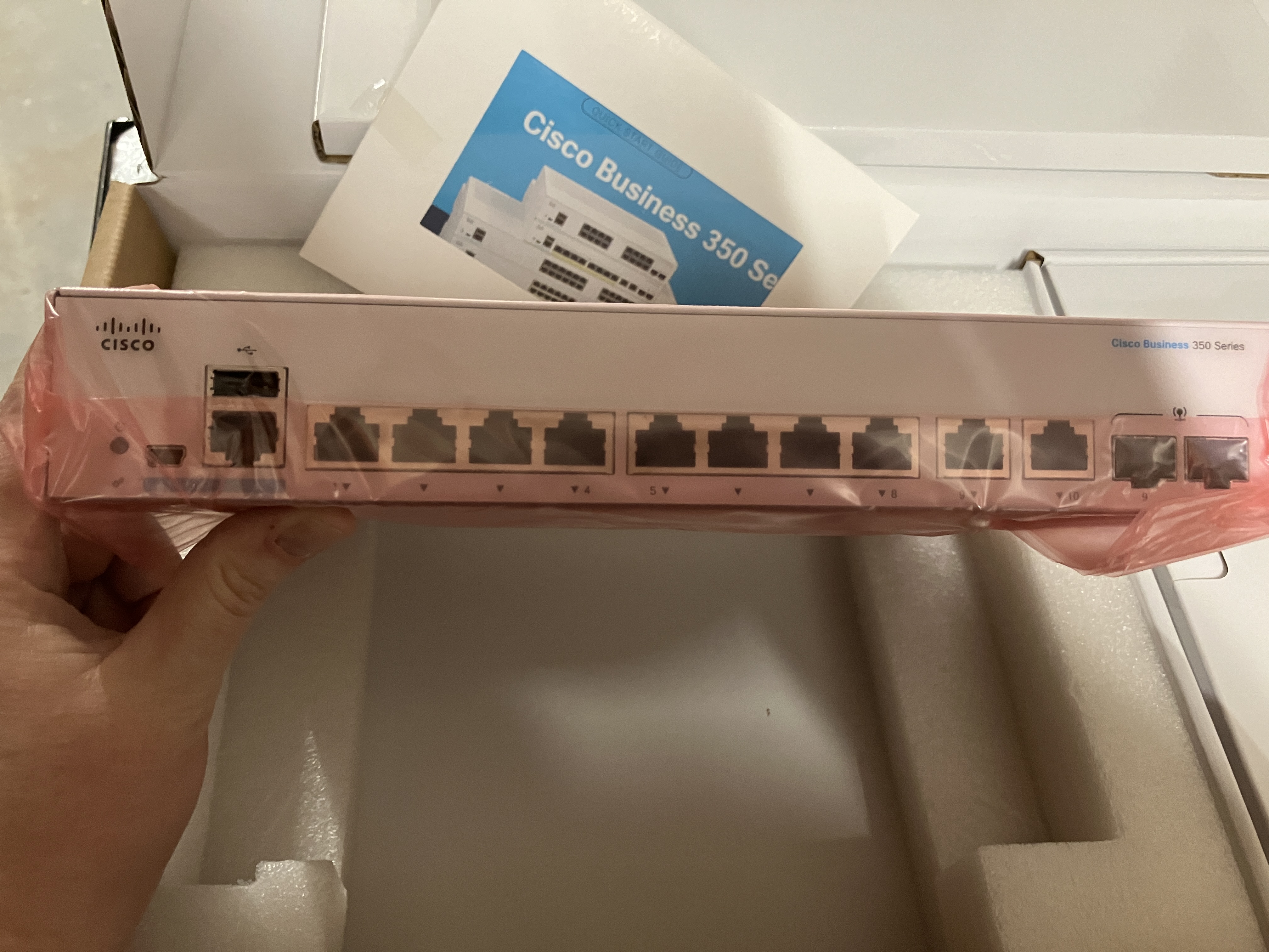 Commutateur réseau CISCO - CBS350-8T-E-2G-EU