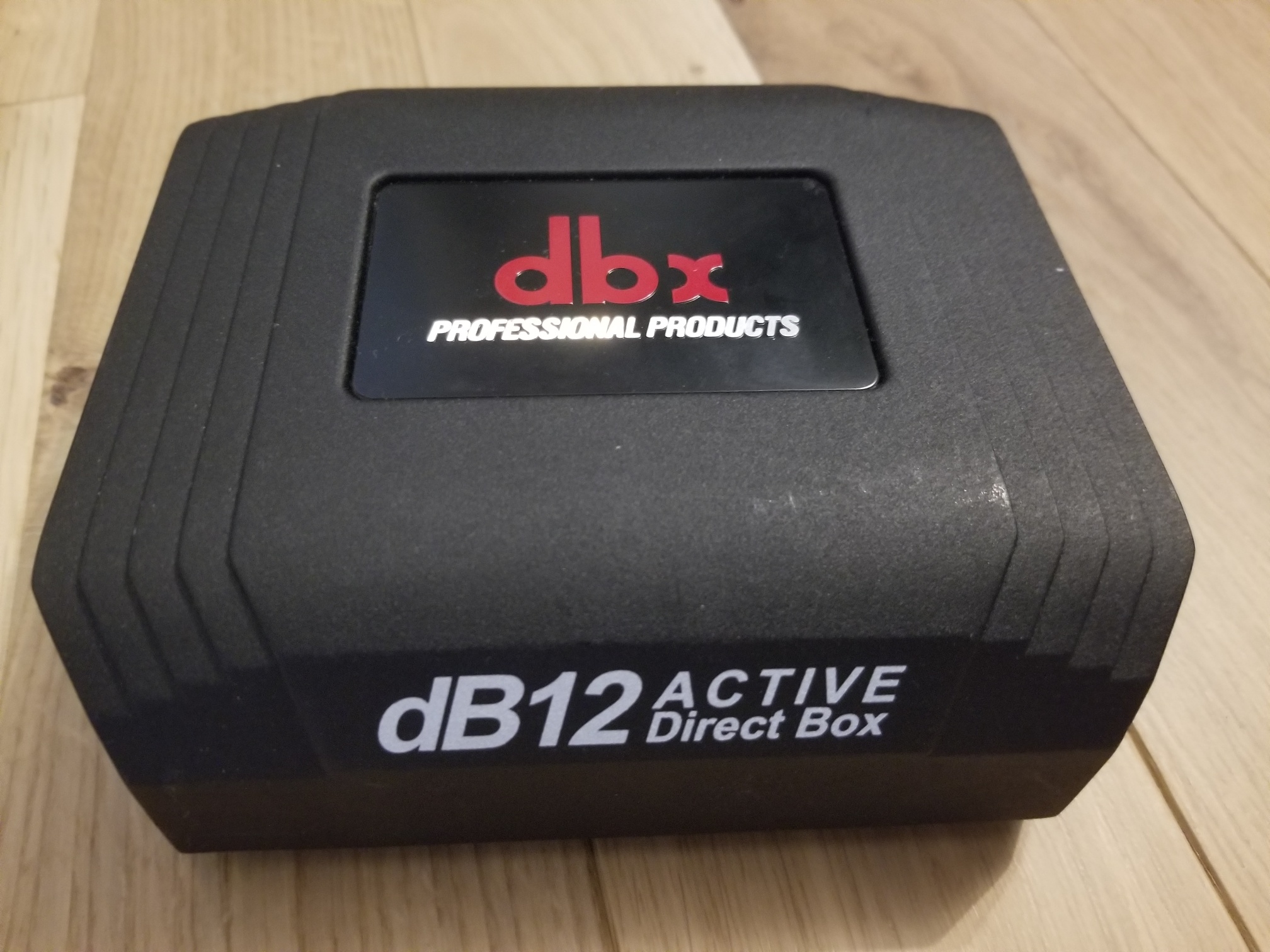 Vends DI DBX dB12 