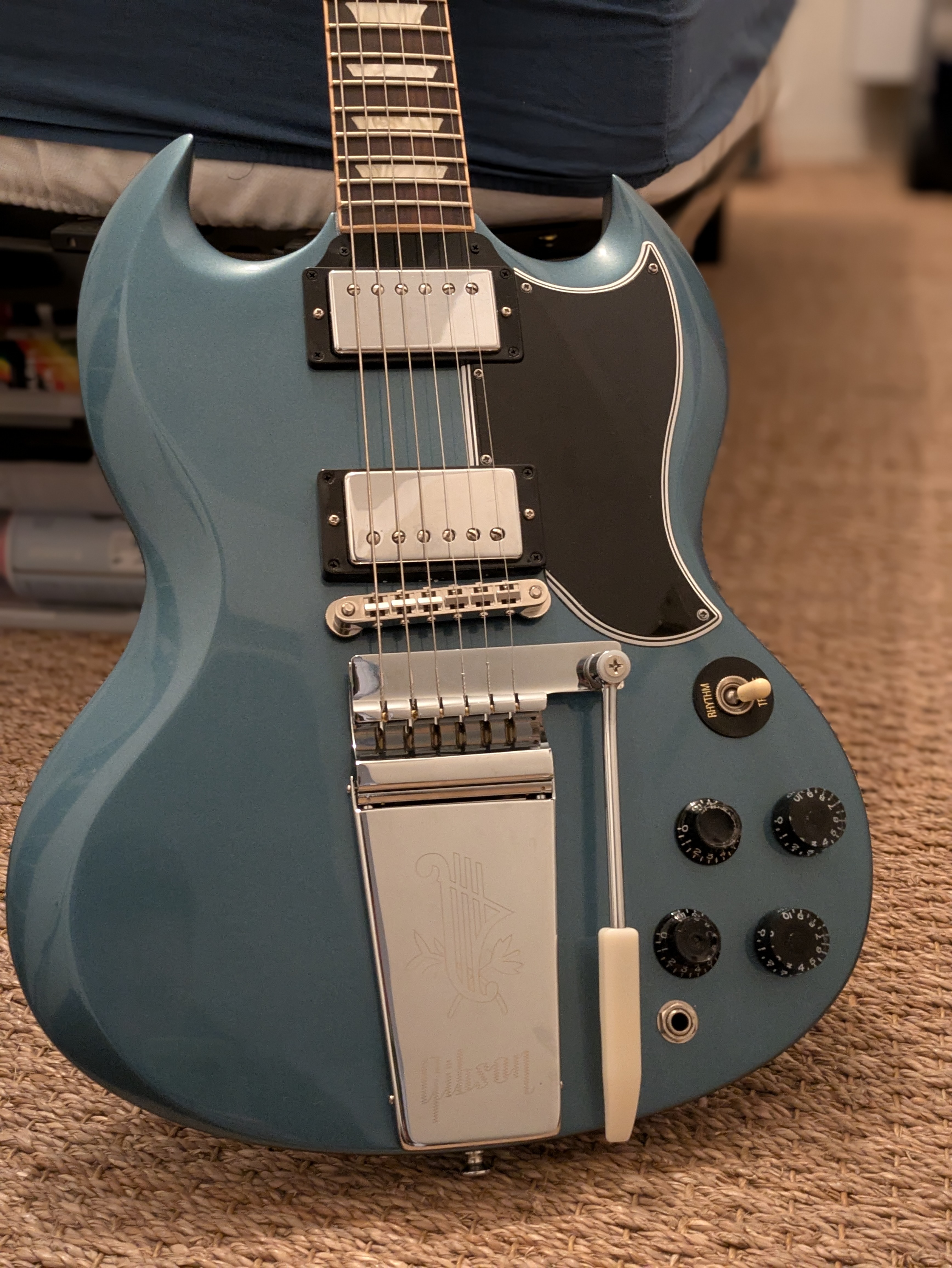 Gibson sg proprietary limited 2016 (pelham blue)