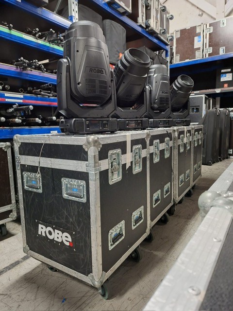 Lyre Robe Mega Pointe