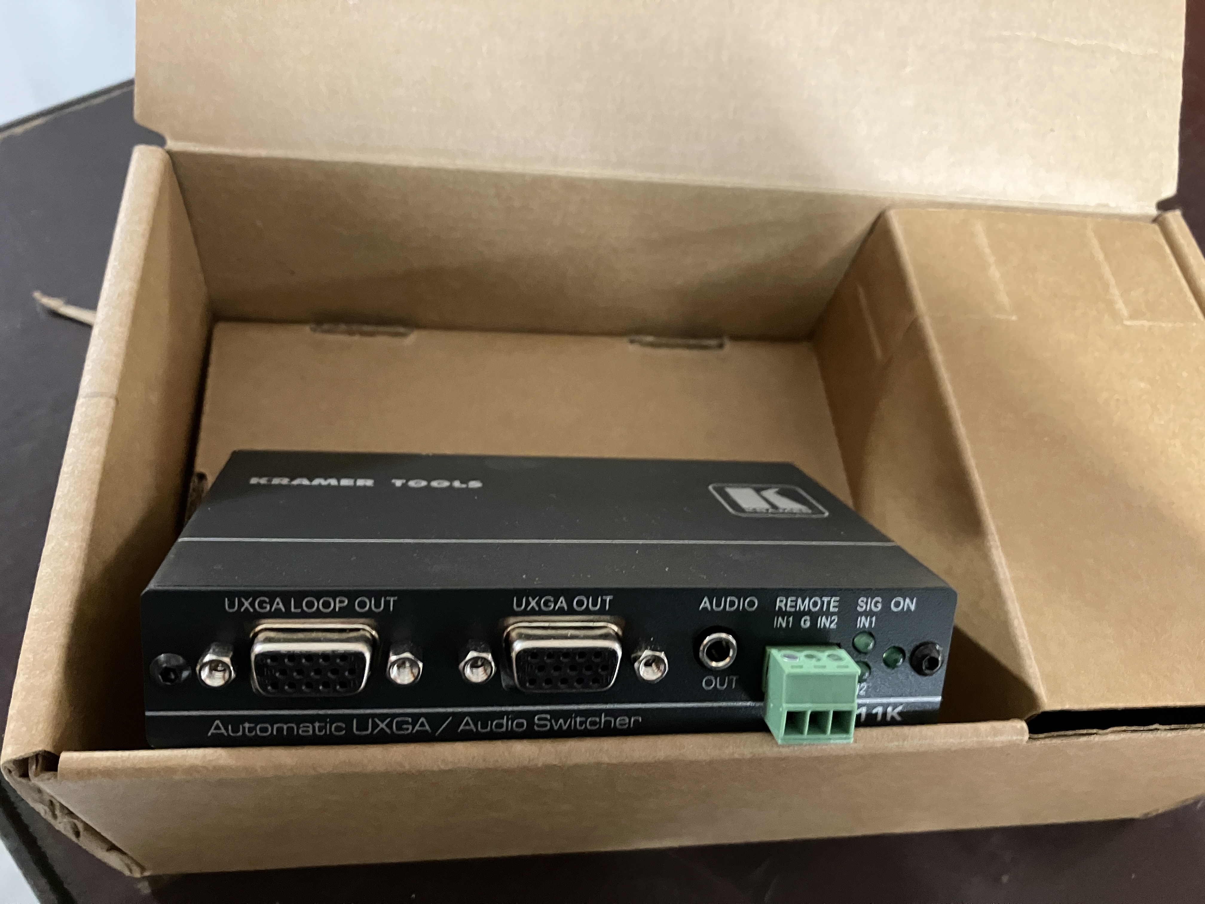 Sélecteur automatique VGA/XGA /audio - VP-211K - KRAMER