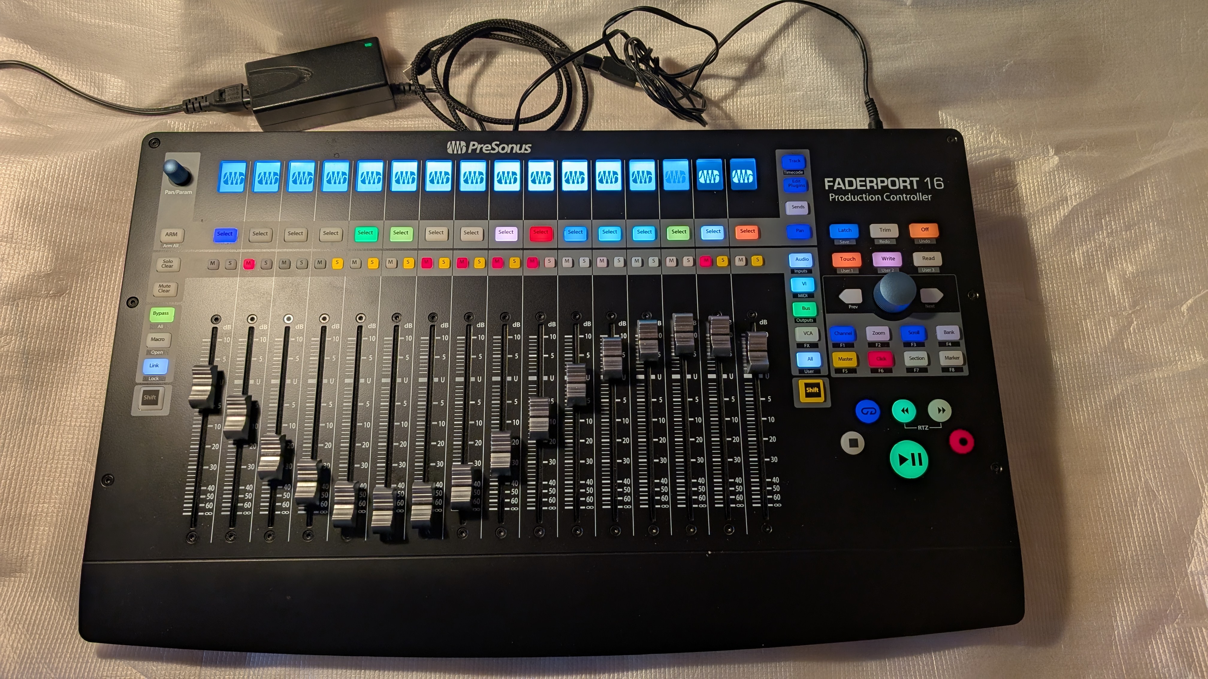 Vends surface de contrôle PreSonus Faderport 16